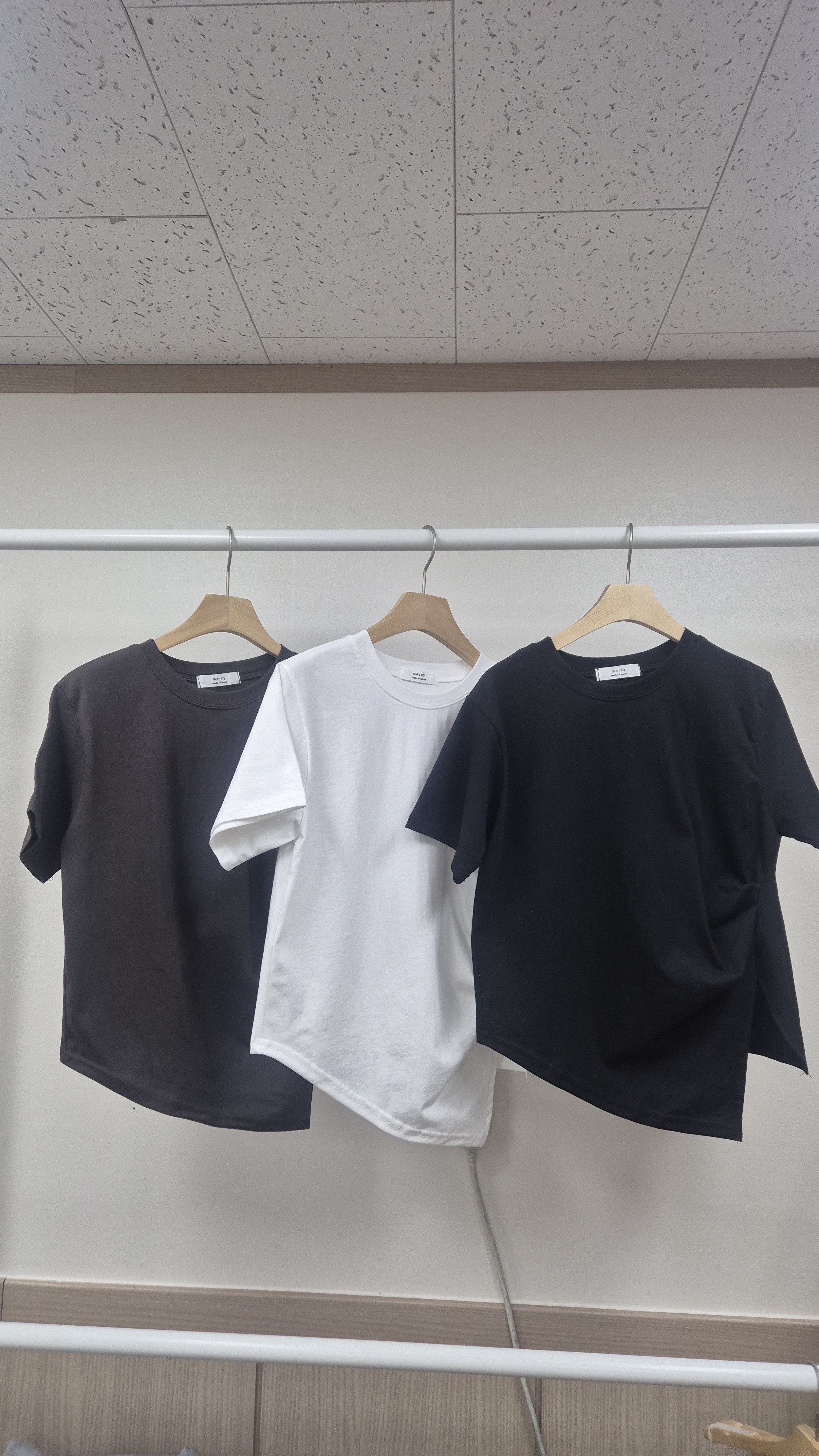 コットンラウンドネックシャーリングスリットアンバランス半袖Tシャツ | 詳細画像14