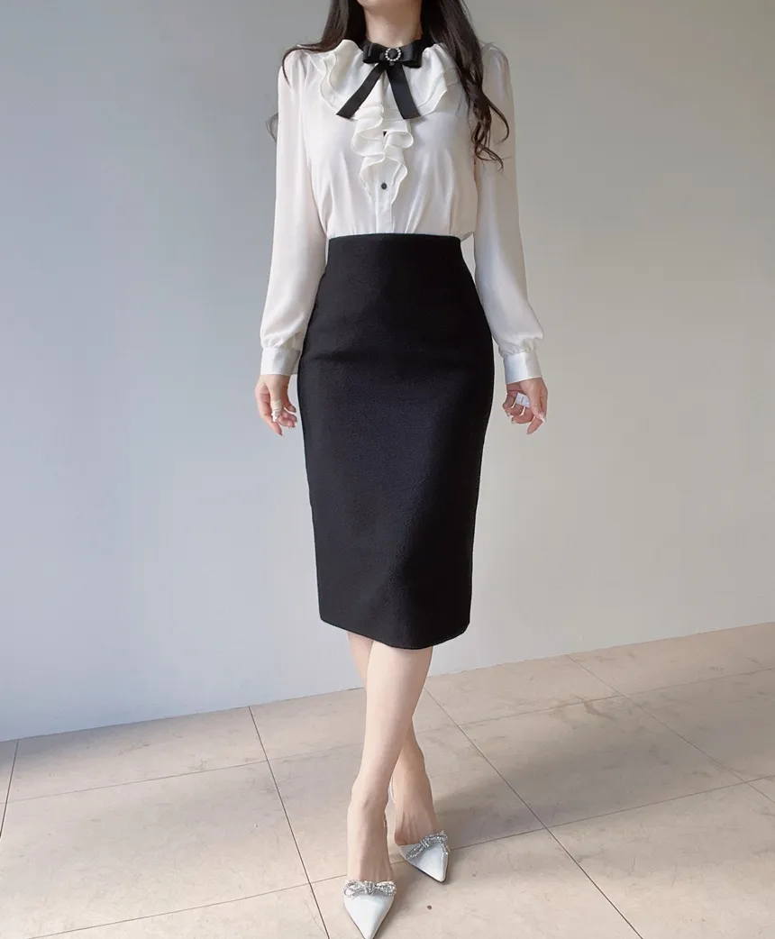 ラッフルボタン長袖配色ブラウスブローチ付 | mirangmirang | 詳細画像8