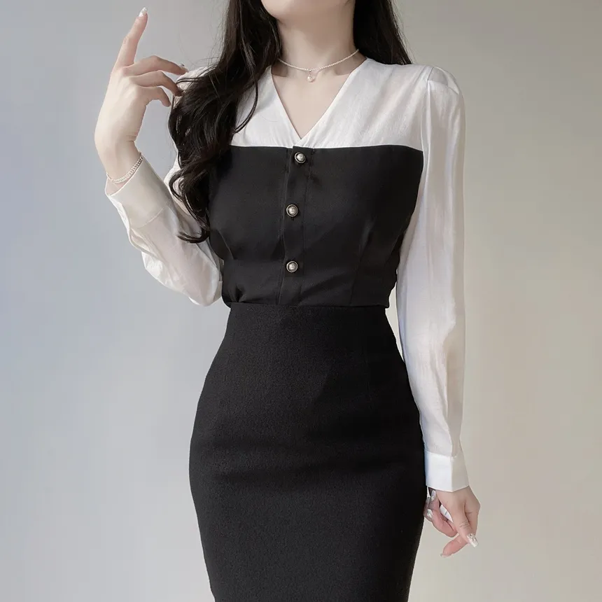 コンビVネックレイヤード風パフスリーブ長袖ペプラムパール調ボタンブラウス | mirangmirang | 詳細画像13