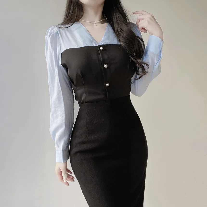 コンビVネックレイヤード風パフスリーブ長袖ペプラムパール調ボタンブラウス | mirangmirang | 詳細画像19