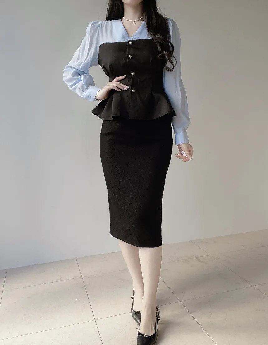 コンビVネックレイヤード風パフスリーブ長袖ペプラムパール調ボタンブラウス | mirangmirang | 詳細画像23