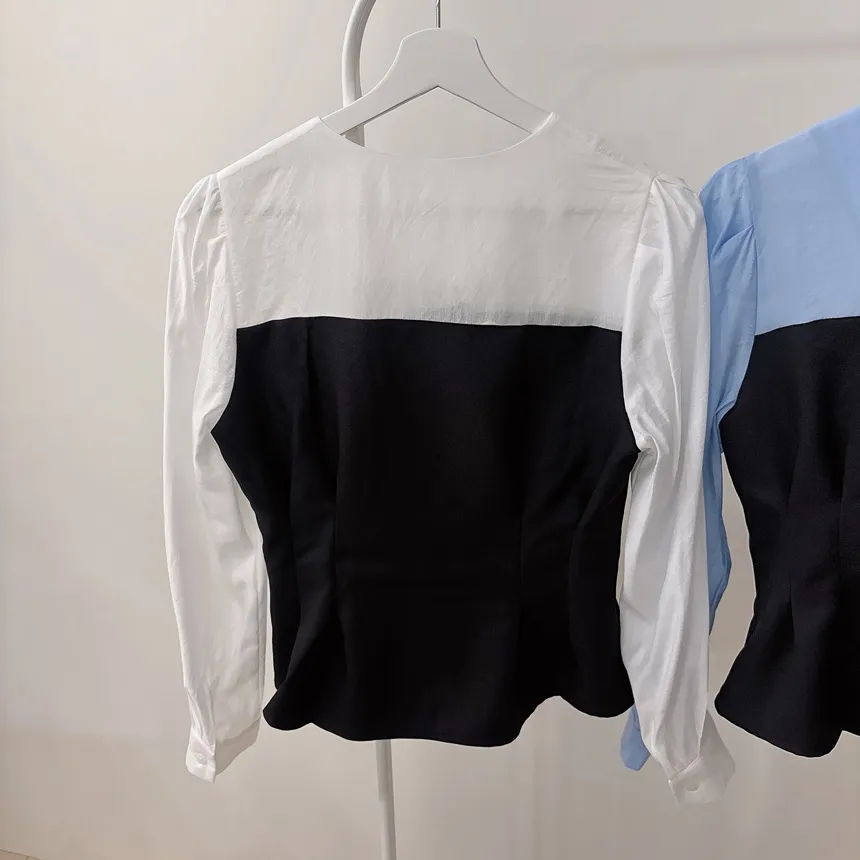 コンビVネックレイヤード風パフスリーブ長袖ペプラムパール調ボタンブラウス | mirangmirang | 詳細画像30