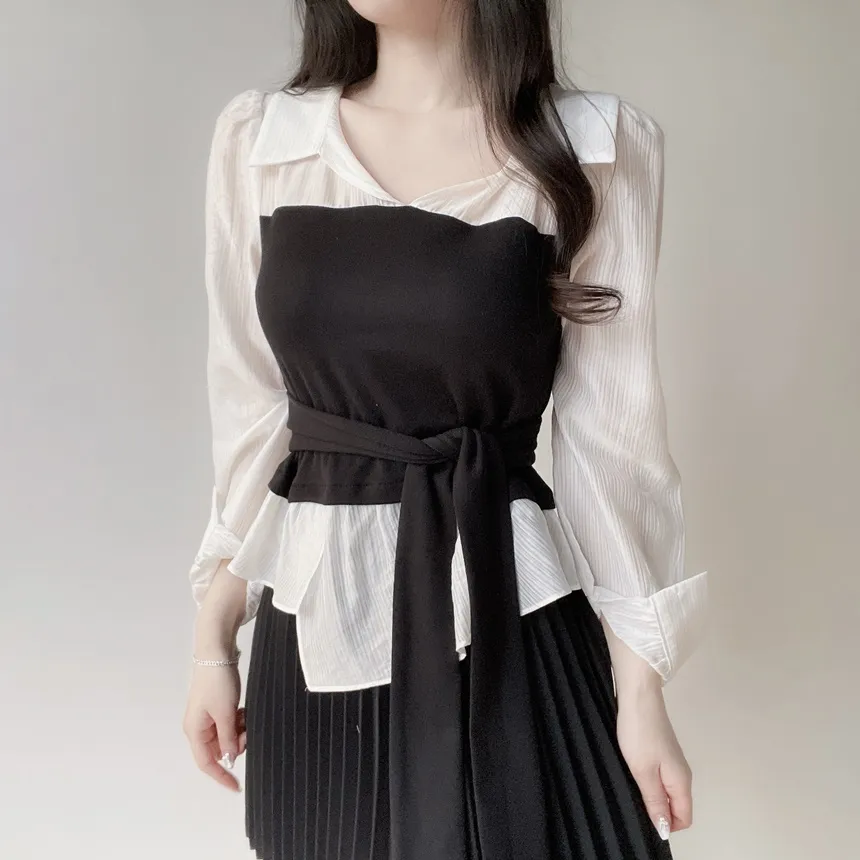 レイヤード風オープンカラー長袖ブラウスストラップ付 | mirangmirang | 詳細画像11