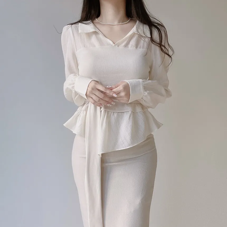 レイヤード風オープンカラー長袖ブラウスストラップ付 | mirangmirang | 詳細画像25