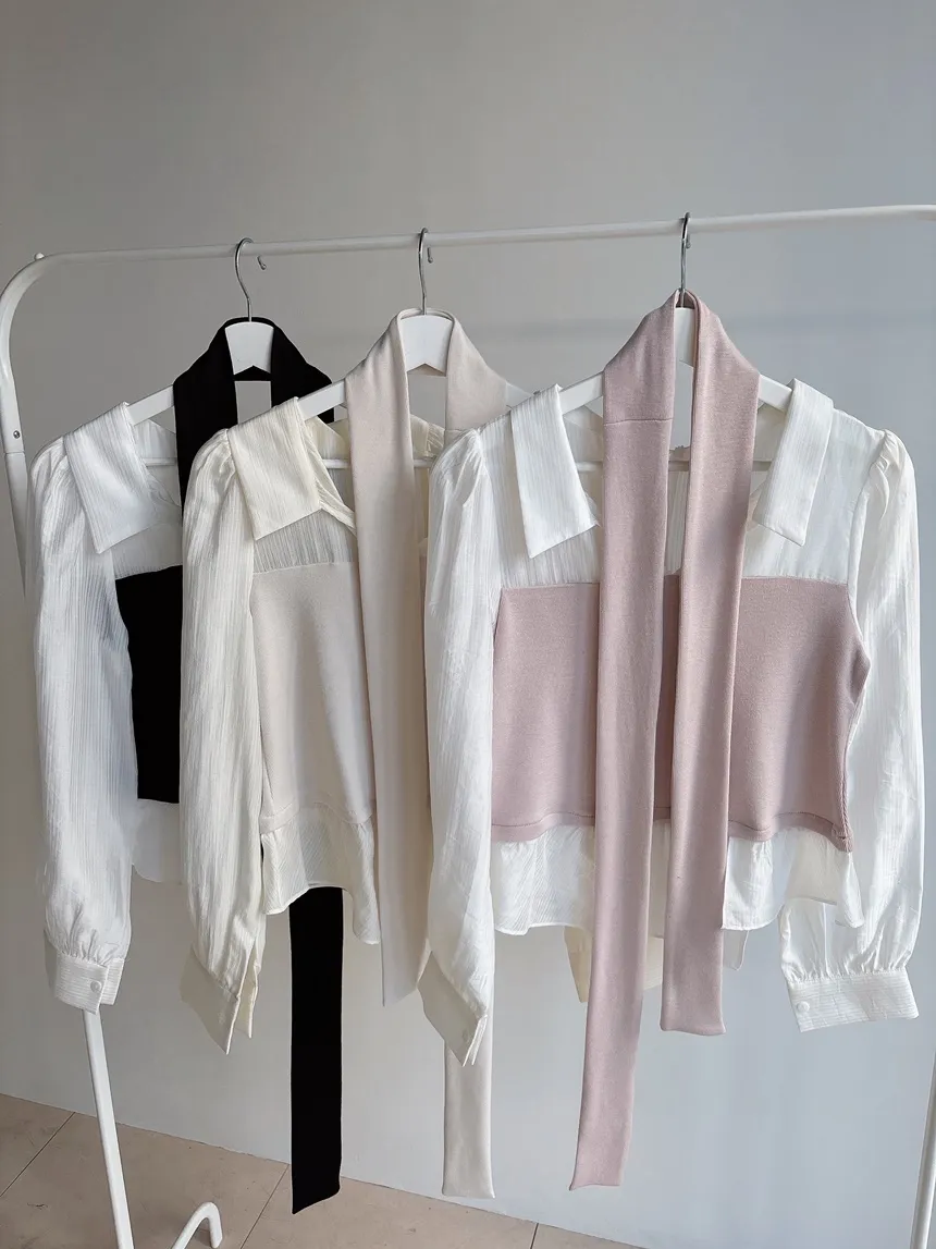 レイヤード風オープンカラー長袖ブラウスストラップ付 | mirangmirang | 詳細画像26