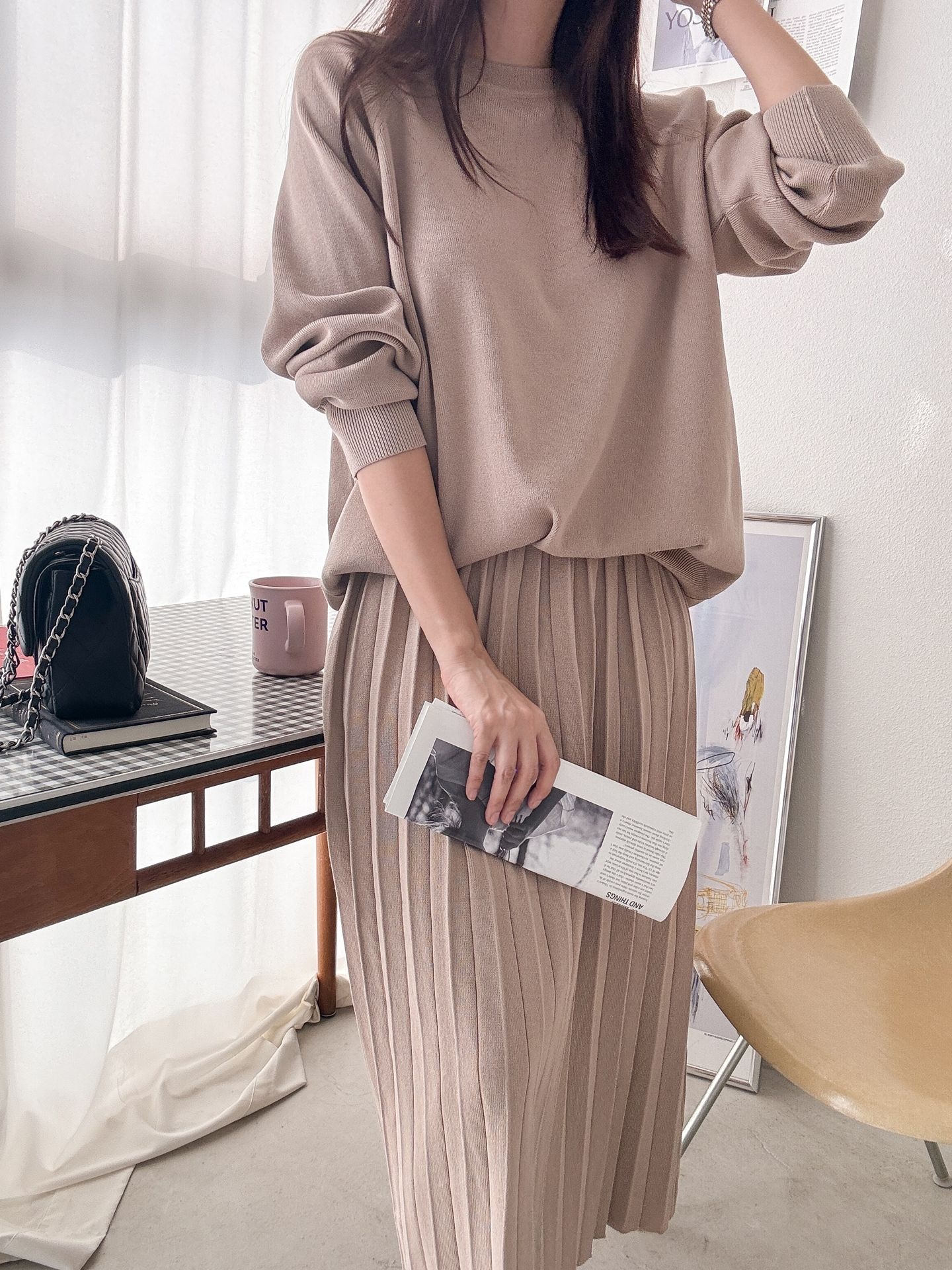 ラウンドネックプリーツウエストゴムラグランオーバーサイズロングルーズ長袖無地ツーピース(トップス、ボトムス)スカートニット | 詳細画像4