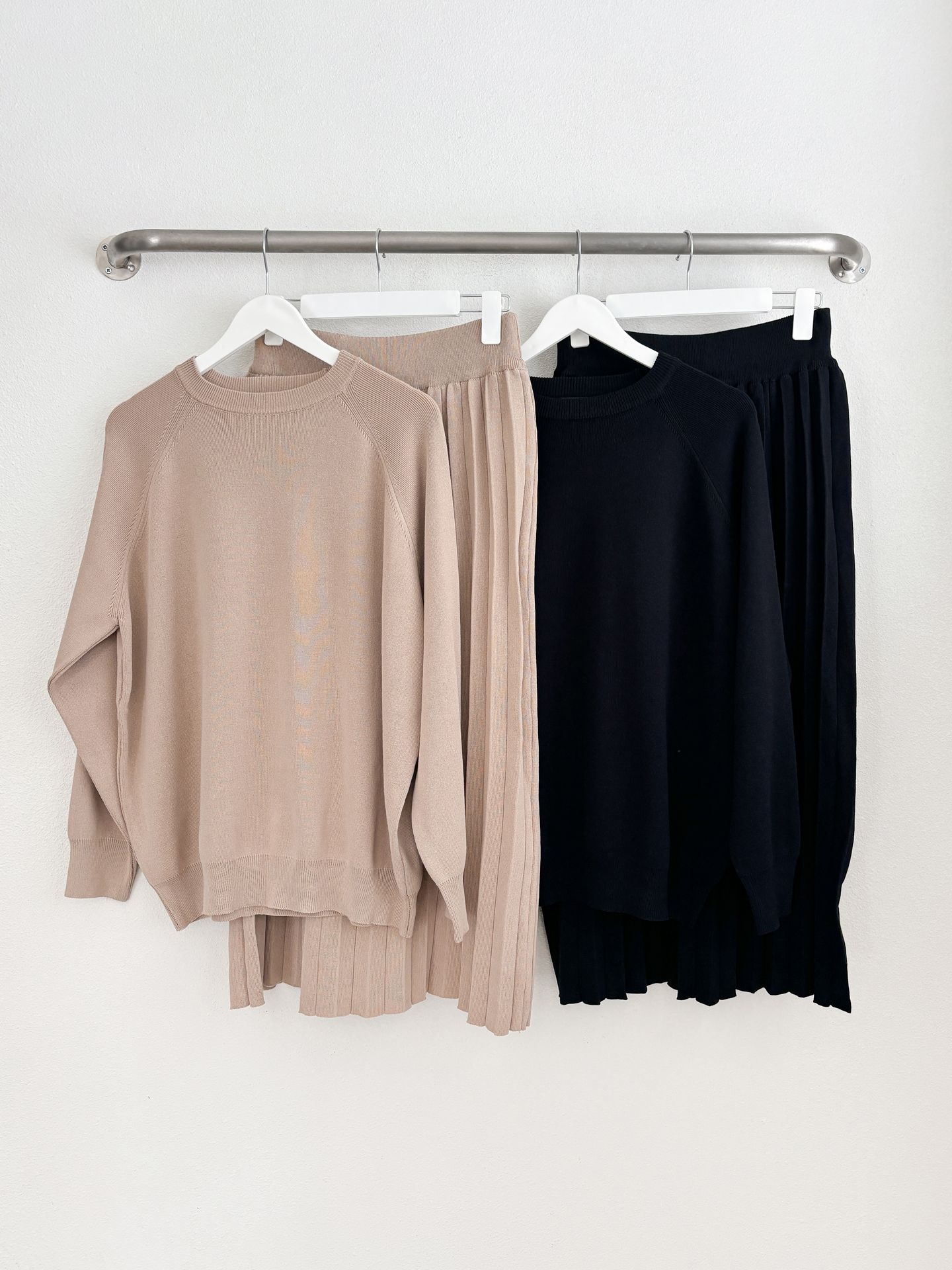 ラウンドネックプリーツウエストゴムラグランオーバーサイズロングルーズ長袖無地ツーピース(トップス、ボトムス)スカートニット | 詳細画像32