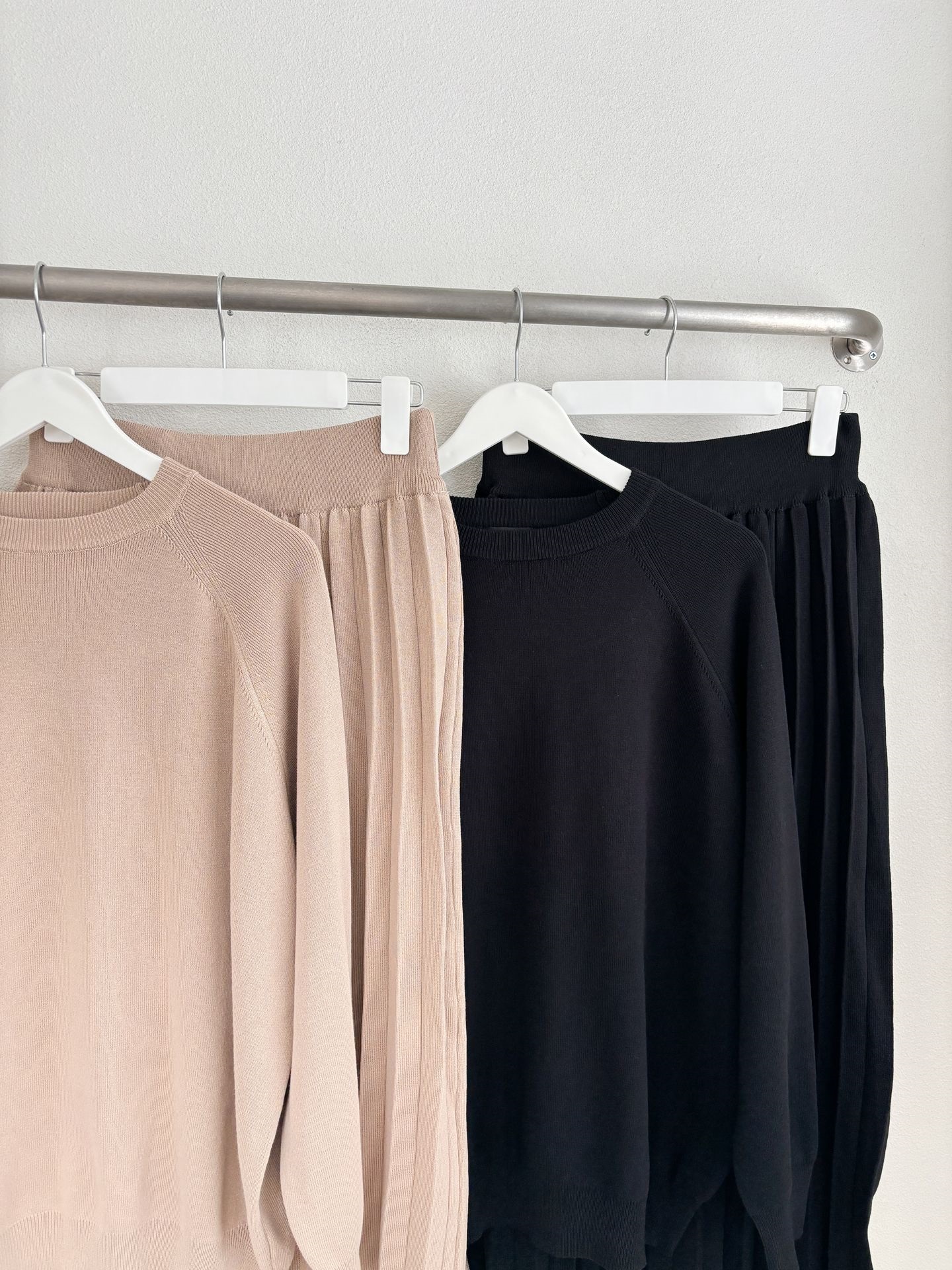 ラウンドネックプリーツウエストゴムラグランオーバーサイズロングルーズ長袖無地ツーピース(トップス、ボトムス)スカートニット | 詳細画像33