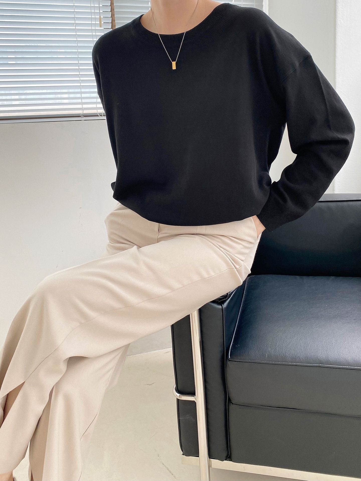 ラウンドネックルーズ長袖ドロップショルダー無地ニット | 詳細画像48