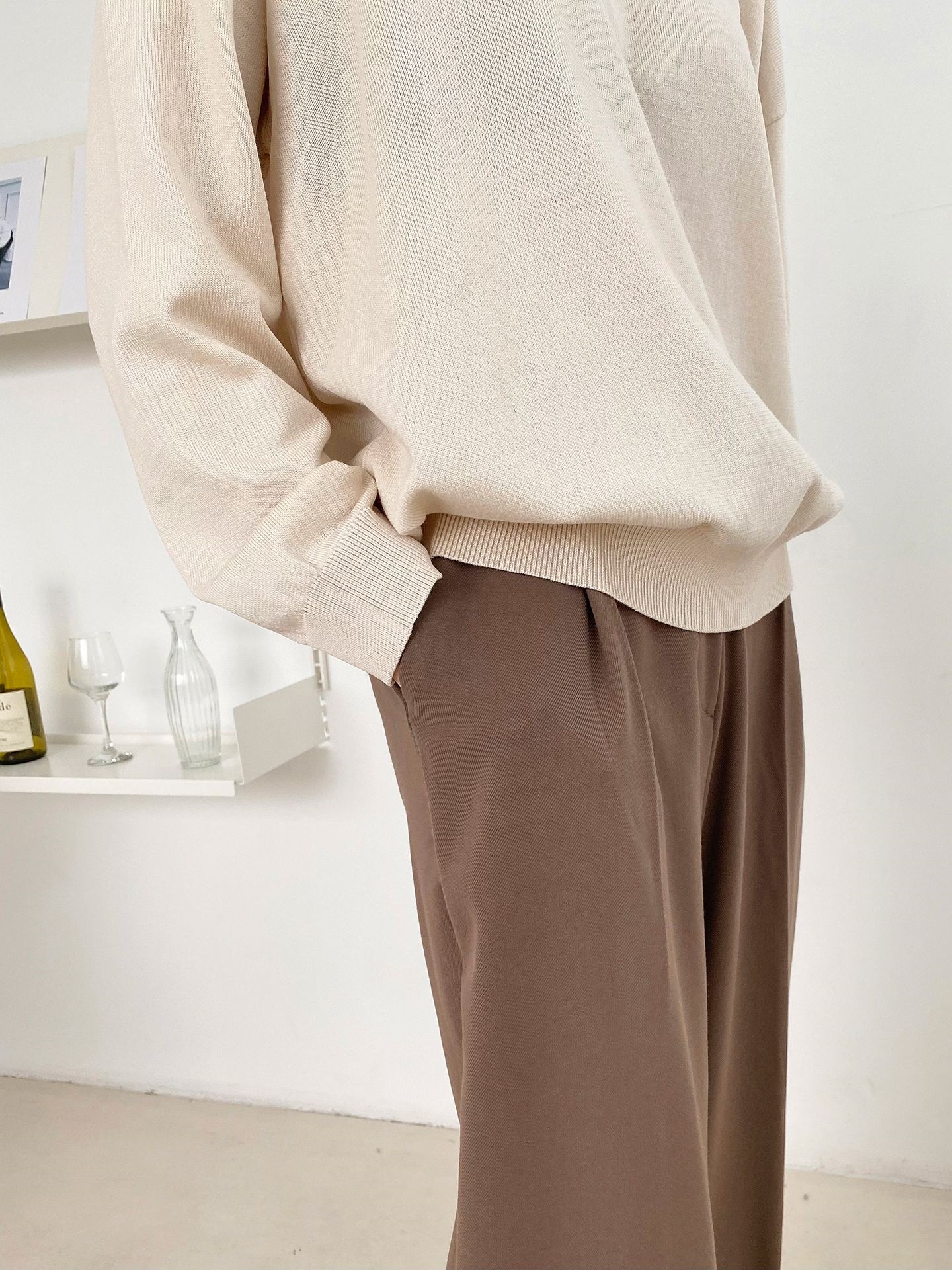 ラウンドネックルーズ長袖ドロップショルダー無地ニット | 詳細画像16