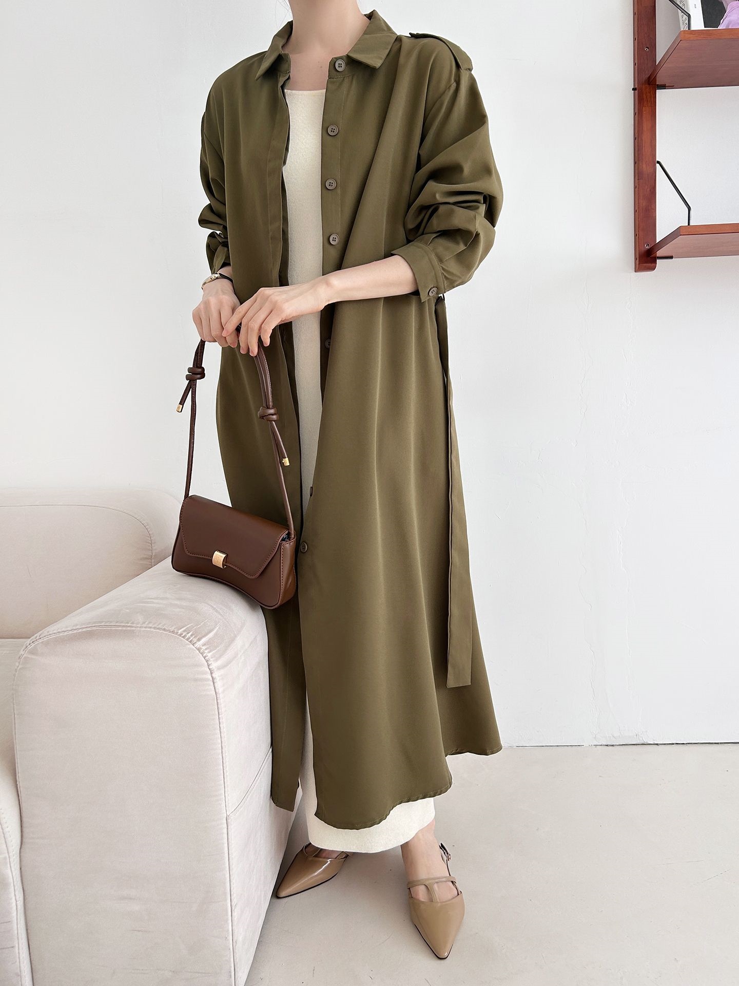 カラーピンタックロングルーズ長袖ワンボタンボタンスリーブループ無地シャツワンピースストラップ付 | 詳細画像22