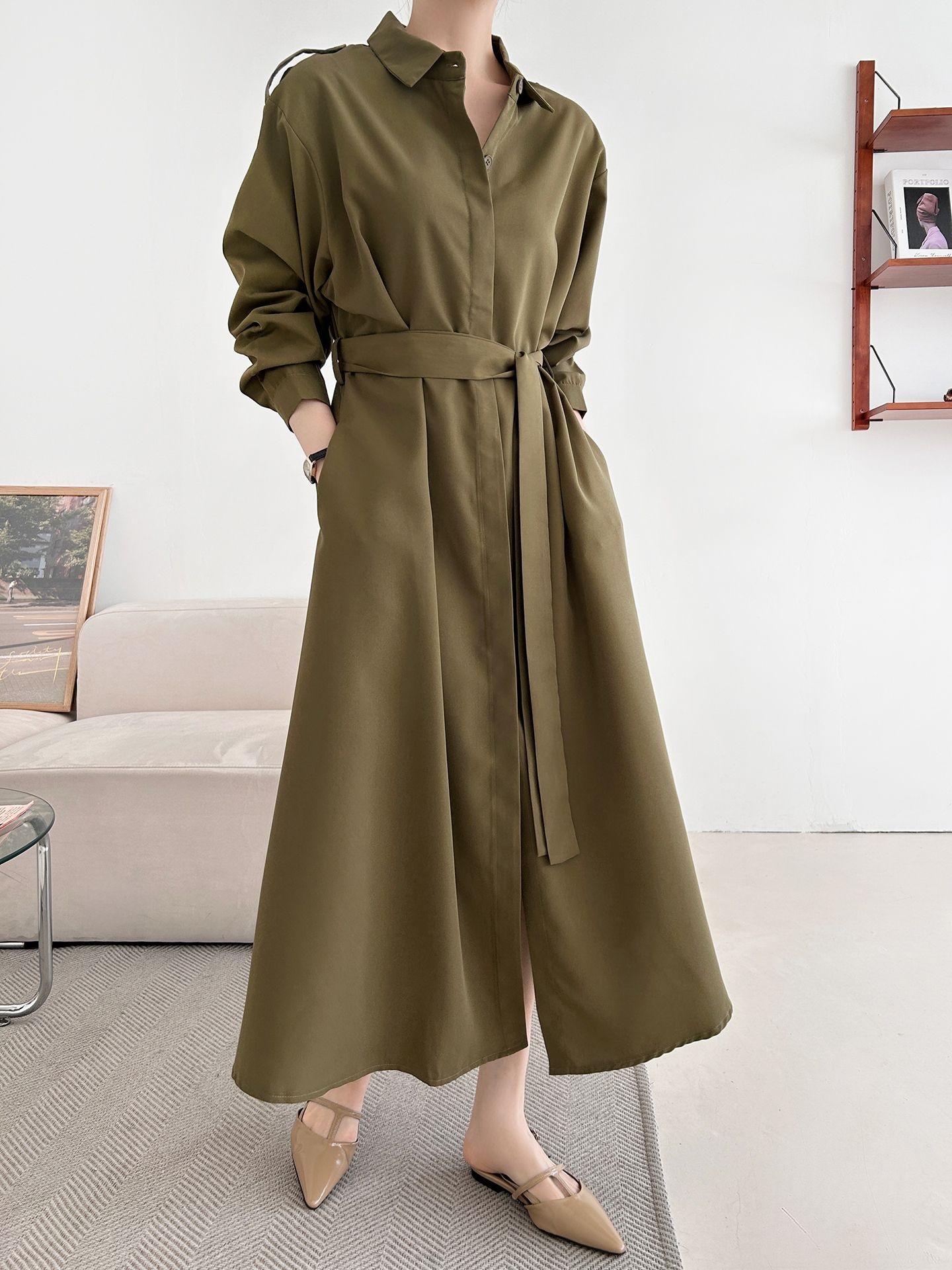 カラーピンタックロングルーズ長袖ワンボタンボタンスリーブループ無地シャツワンピースストラップ付 | 詳細画像29