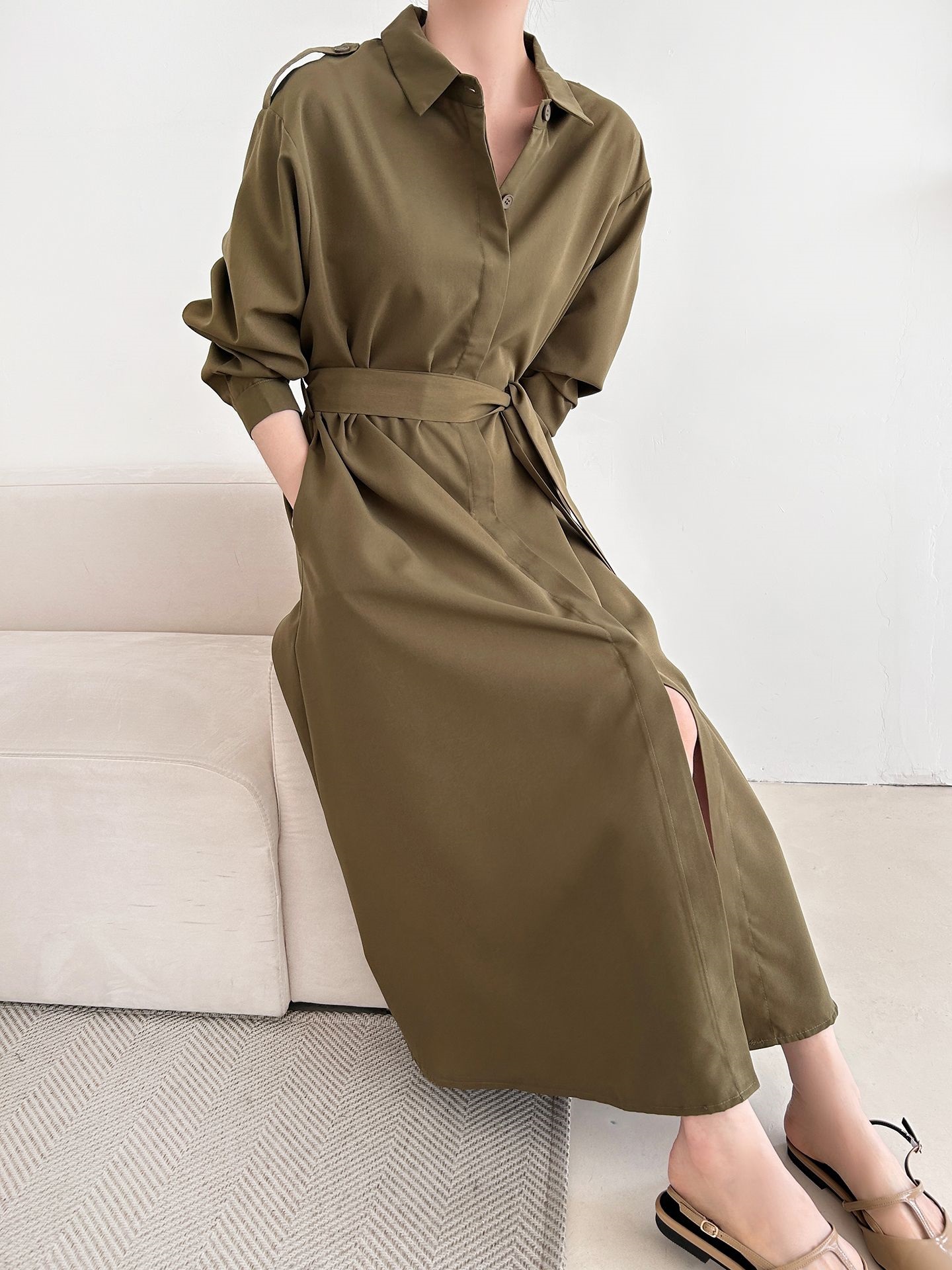 カラーピンタックロングルーズ長袖ワンボタンボタンスリーブループ無地シャツワンピースストラップ付 | 詳細画像35