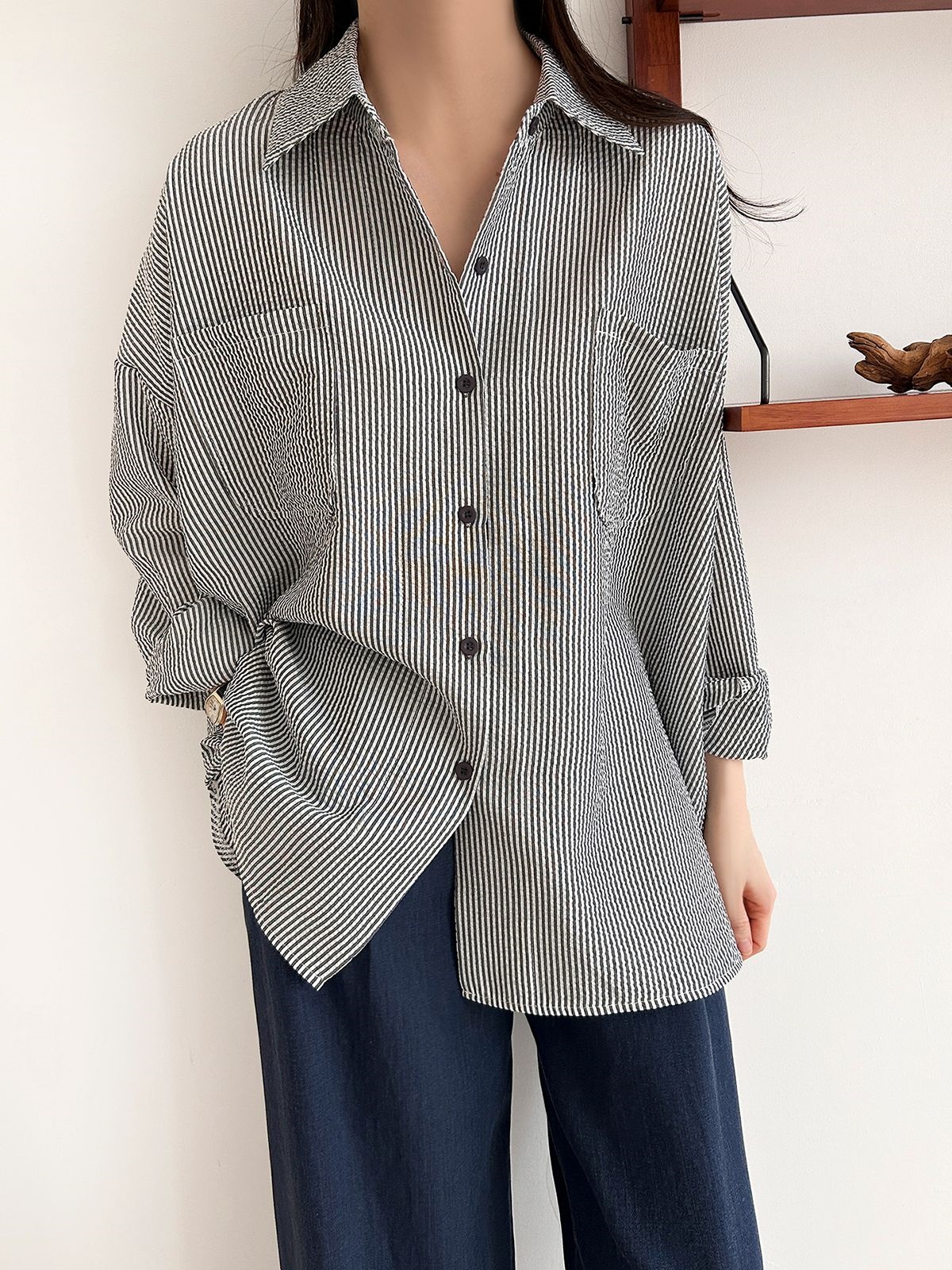 カラーオーバーサイズボクシー長袖ツーポケットボタンスリーブドロップショルダーストライプシャツ | 詳細画像34