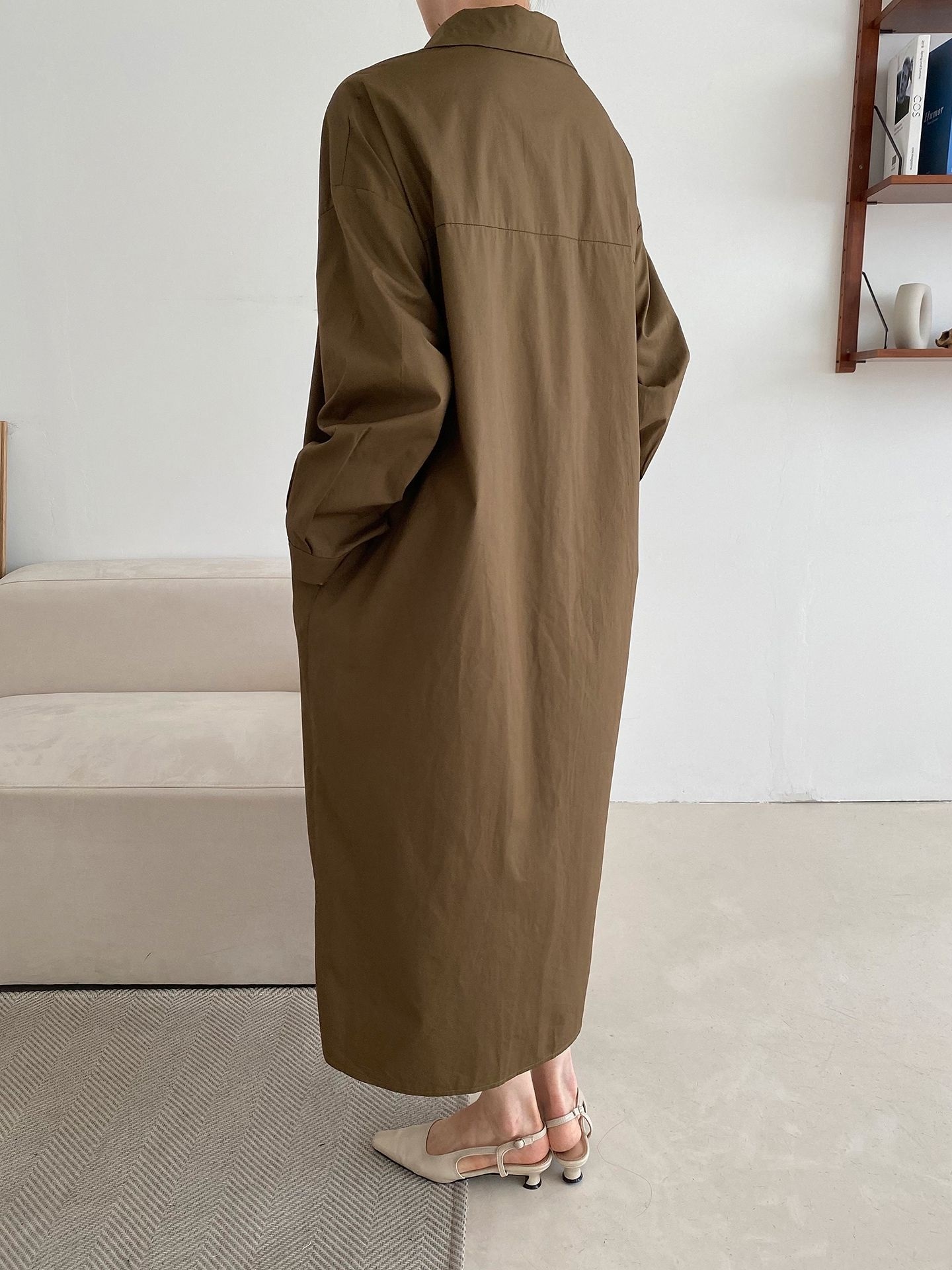 コットンオーバーサイズロング長袖ワンポケットボタンスリーブドロップショルダー無地シャツワンピースストラップ付 | 詳細画像32