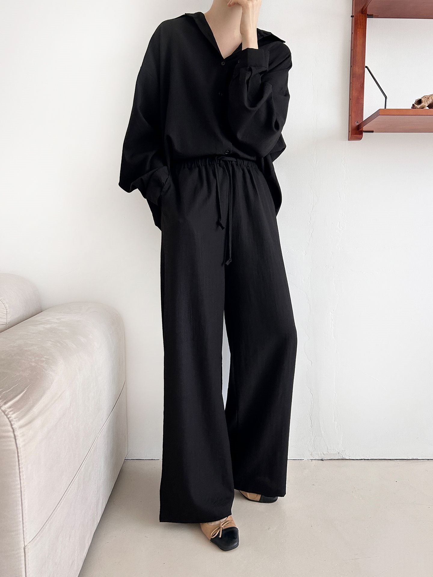 カラードローストリングウエストゴムオーバーサイズロングルーズワンポケットストレートワイドボタンスリーブドロップショルダー無地パンツ | 詳細画像27