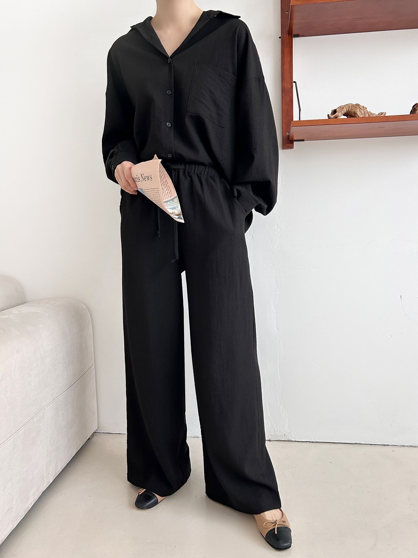 カラードローストリングウエストゴムオーバーサイズロングルーズワンポケットストレートワイドボタンスリーブドロップショルダー無地パンツ | 詳細画像29