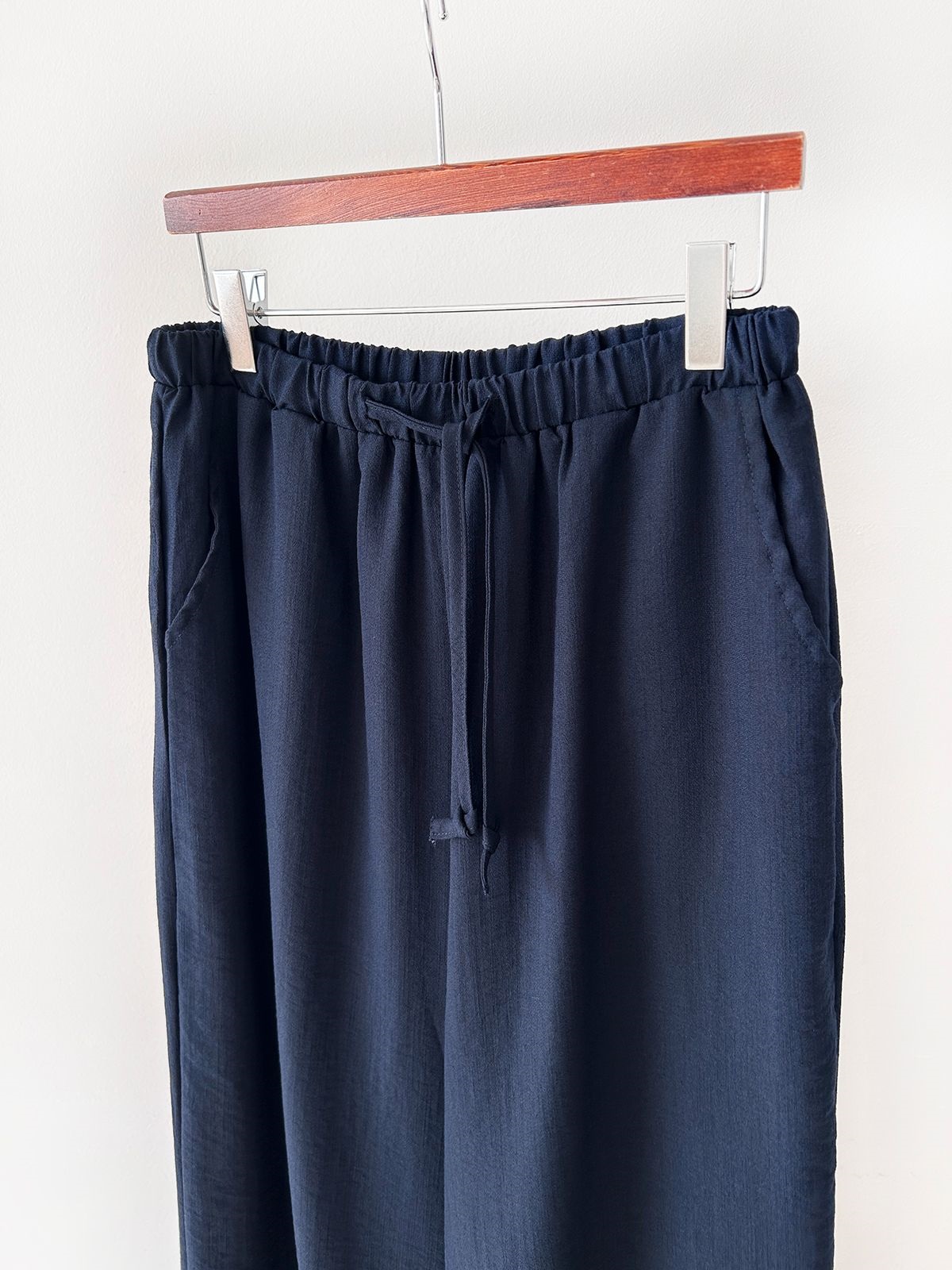 カラードローストリングウエストゴムオーバーサイズロングルーズワンポケットストレートワイドボタンスリーブドロップショルダー無地パンツ | 詳細画像41