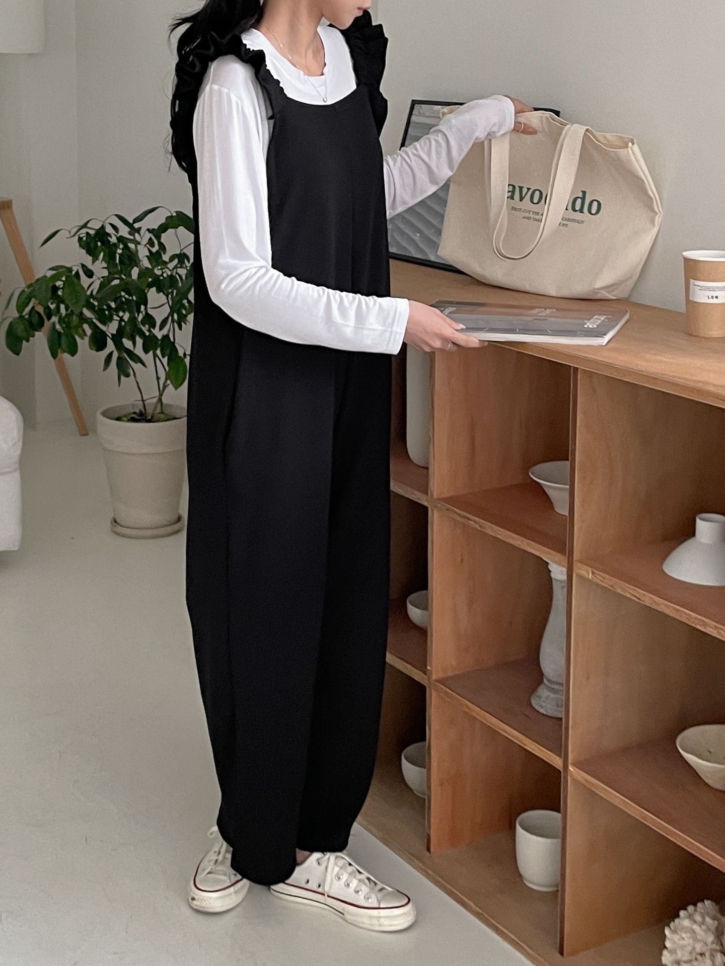 スクエアネックシャーリングフリルラインワイド無地オールインワン | 詳細画像9