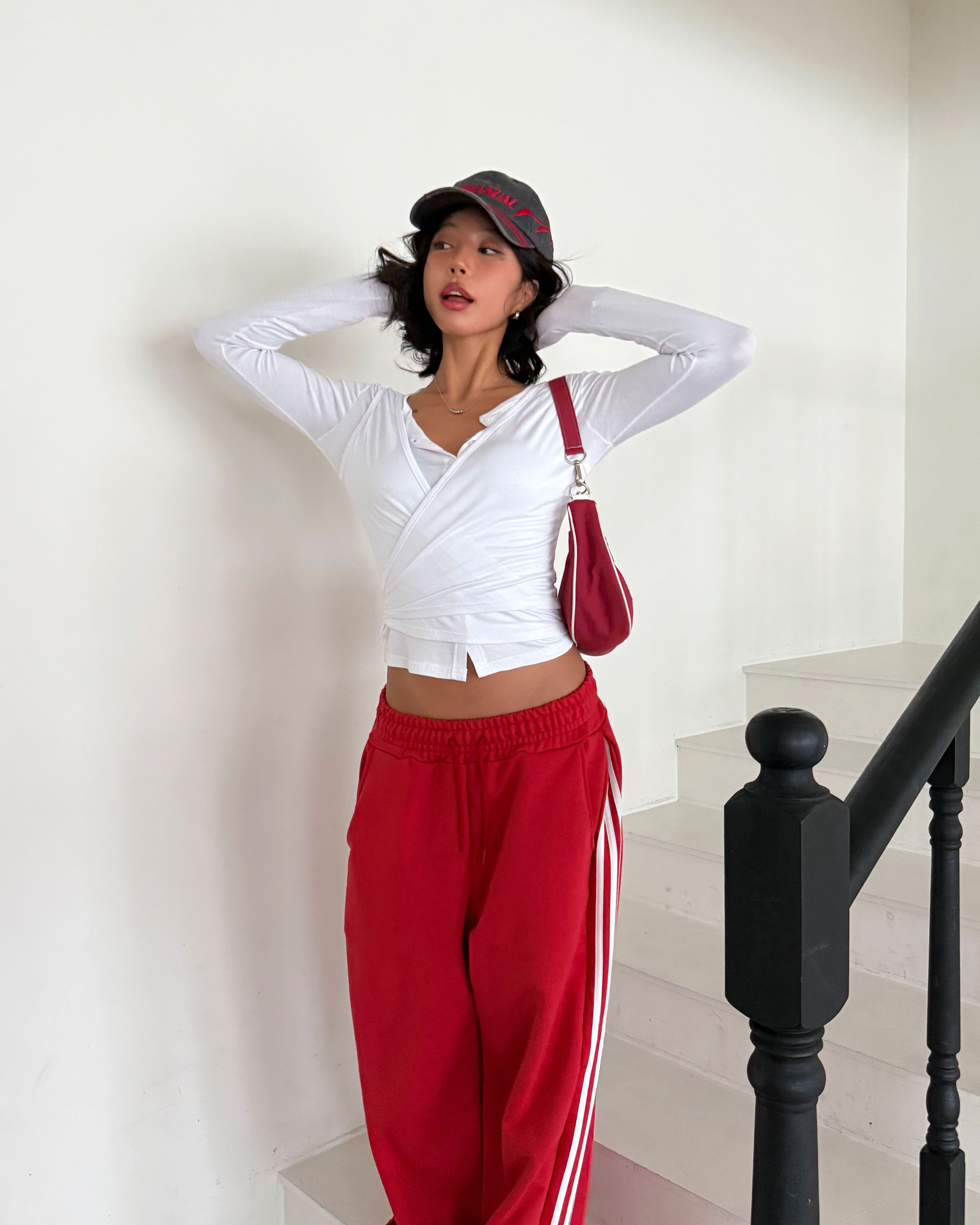 ボタンストラップラップクロップドスリム長袖無地Tシャツ | 詳細画像10