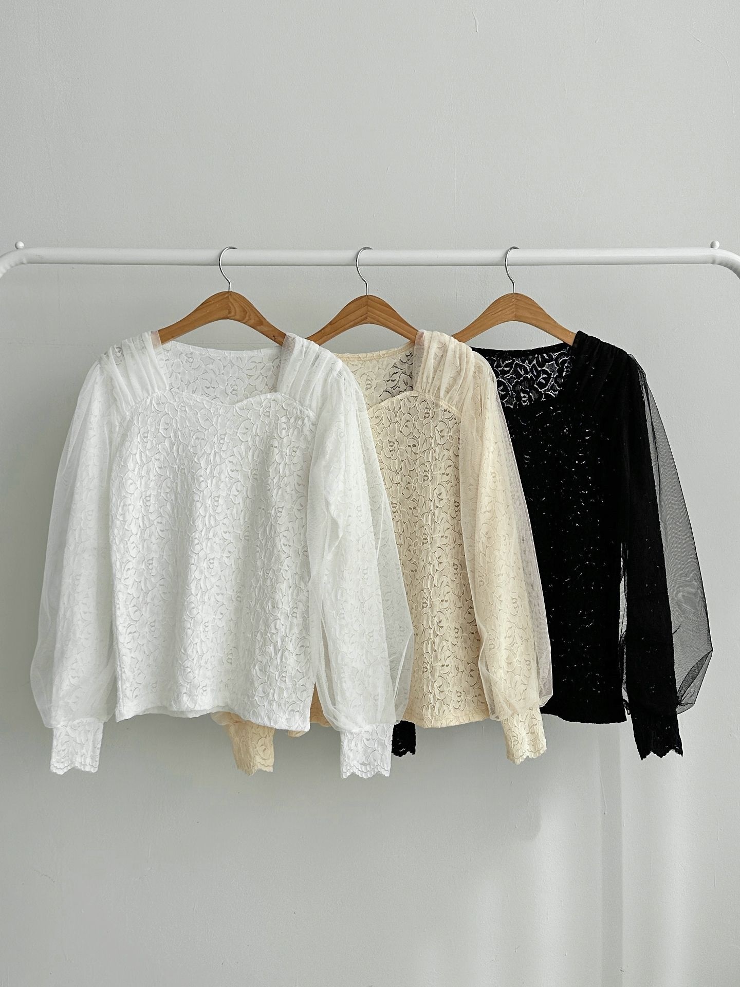 レースチュールコンビハートネックパフスリーブ長袖ギャザーレースブラウス | 詳細画像13