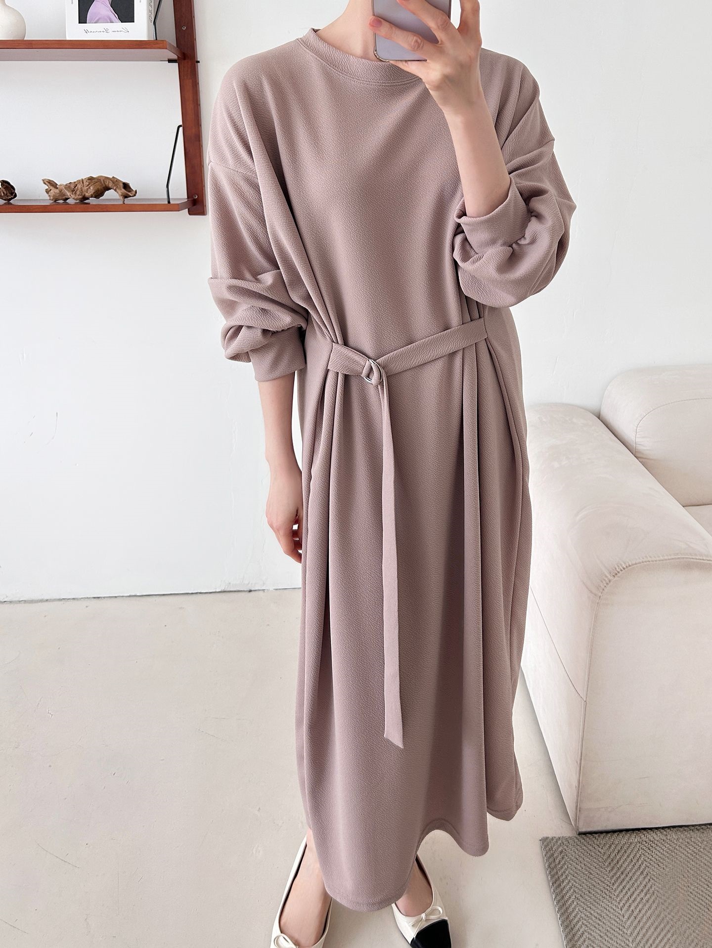ベルトラウンドネックオーバーサイズロングルーズ長袖無地ワンピース | 詳細画像8