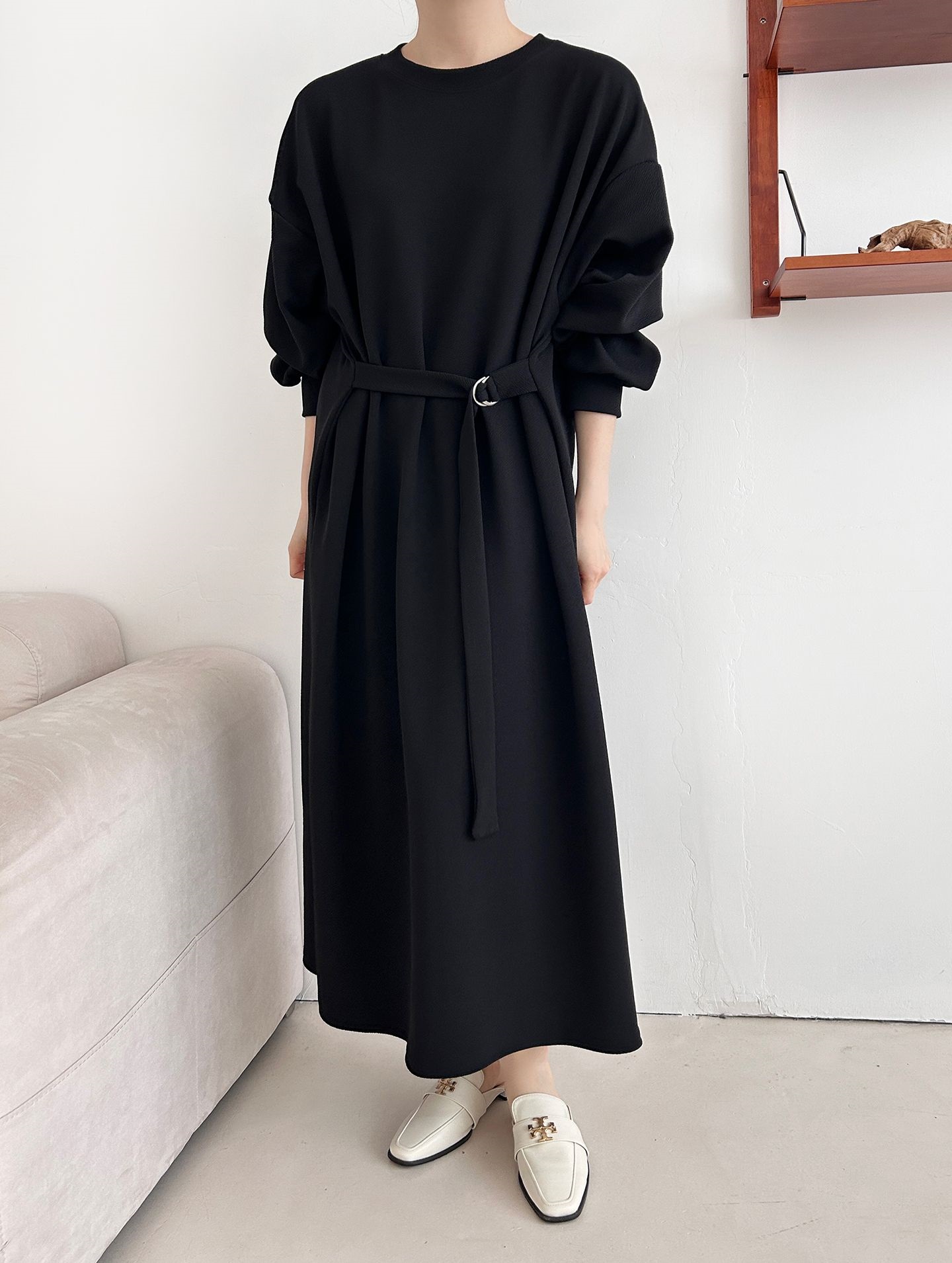 ベルトラウンドネックオーバーサイズロングルーズ長袖無地ワンピース | 詳細画像23