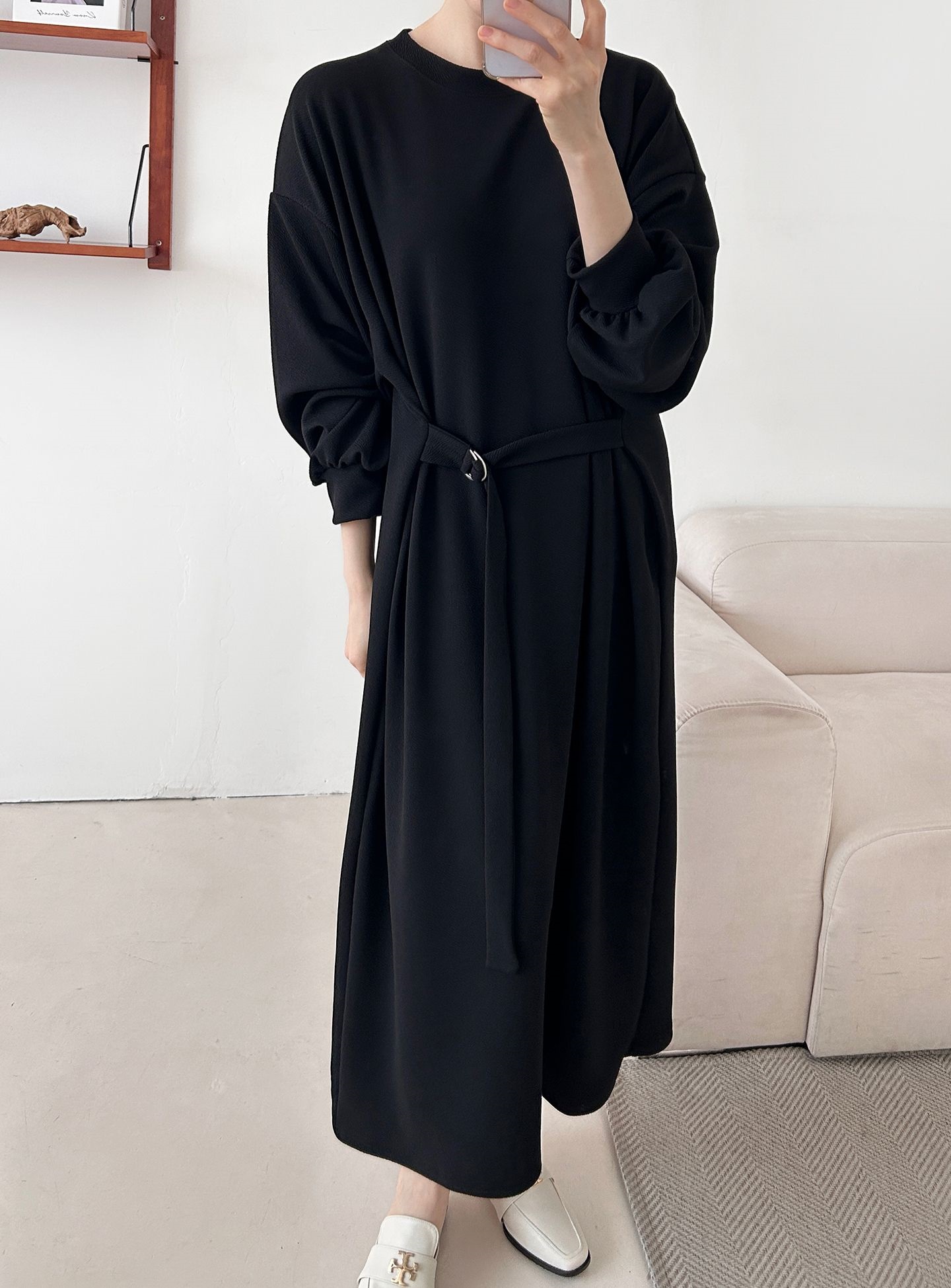 ベルトラウンドネックオーバーサイズロングルーズ長袖無地ワンピース | 詳細画像24