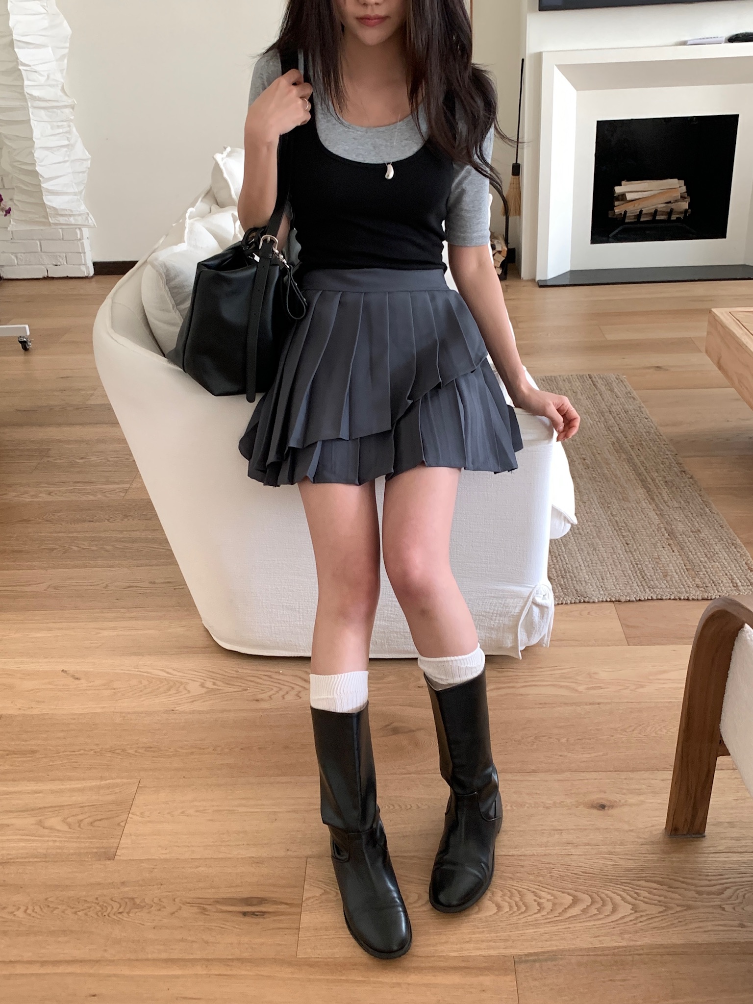 プリーツバックゴムアンバランスAラインミニ無地スカート | 詳細画像14