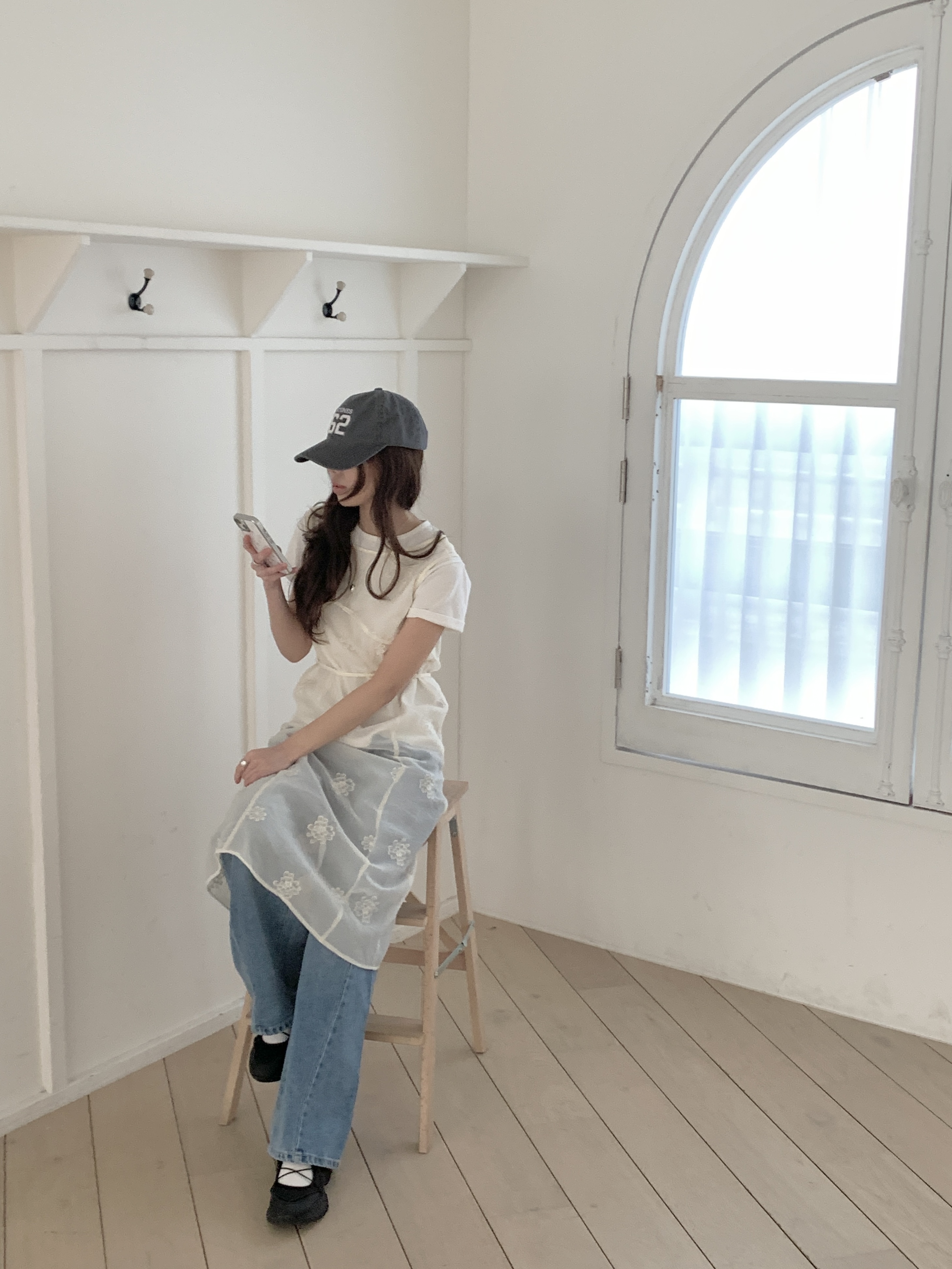 シースルーストラップラウンドネックスリットルーズHライン(ロング丈)刺繍ノースリワンピース | 詳細画像10