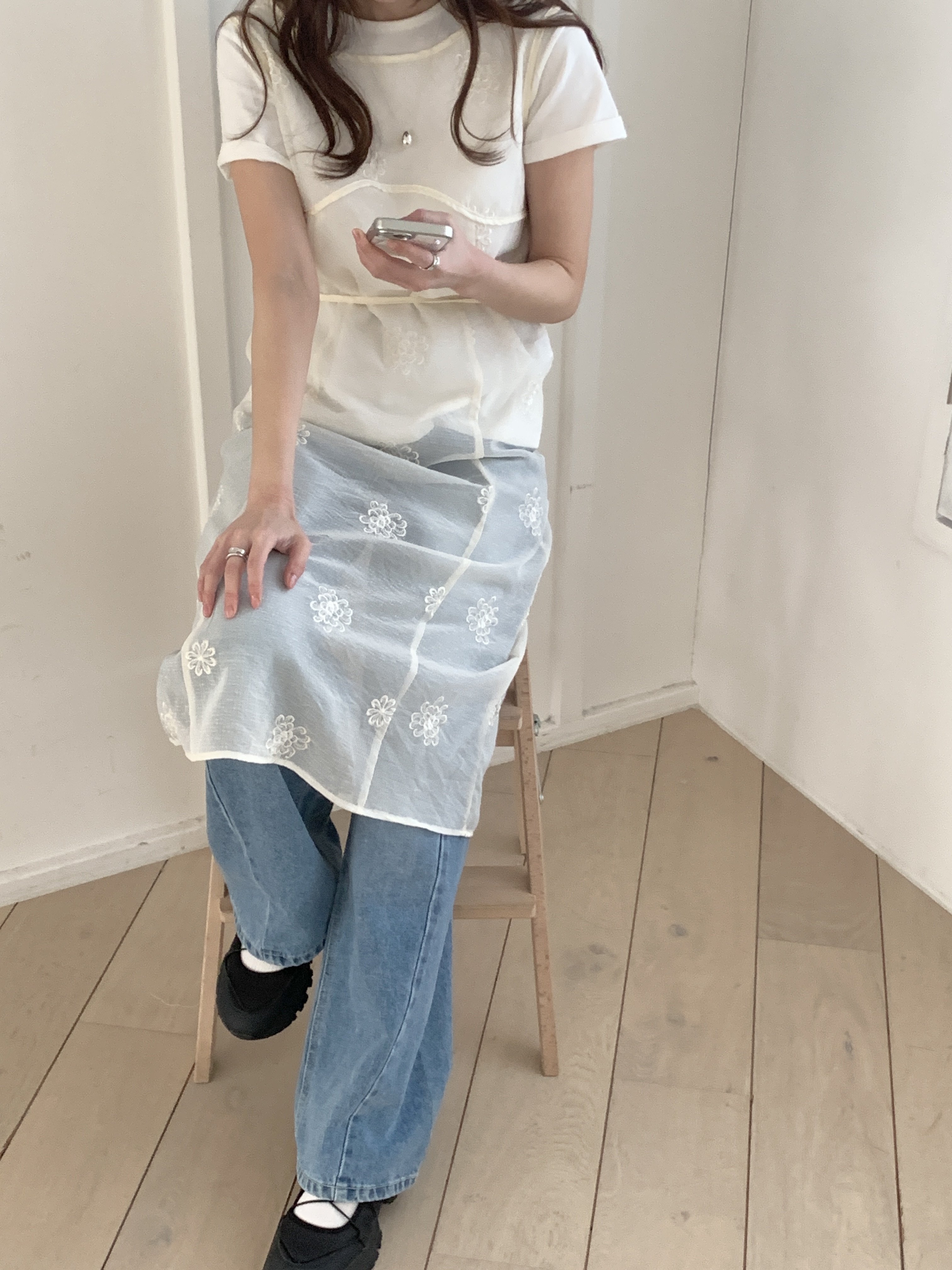 シースルーストラップラウンドネックスリットルーズHライン(ロング丈)刺繍ノースリワンピース | 詳細画像13