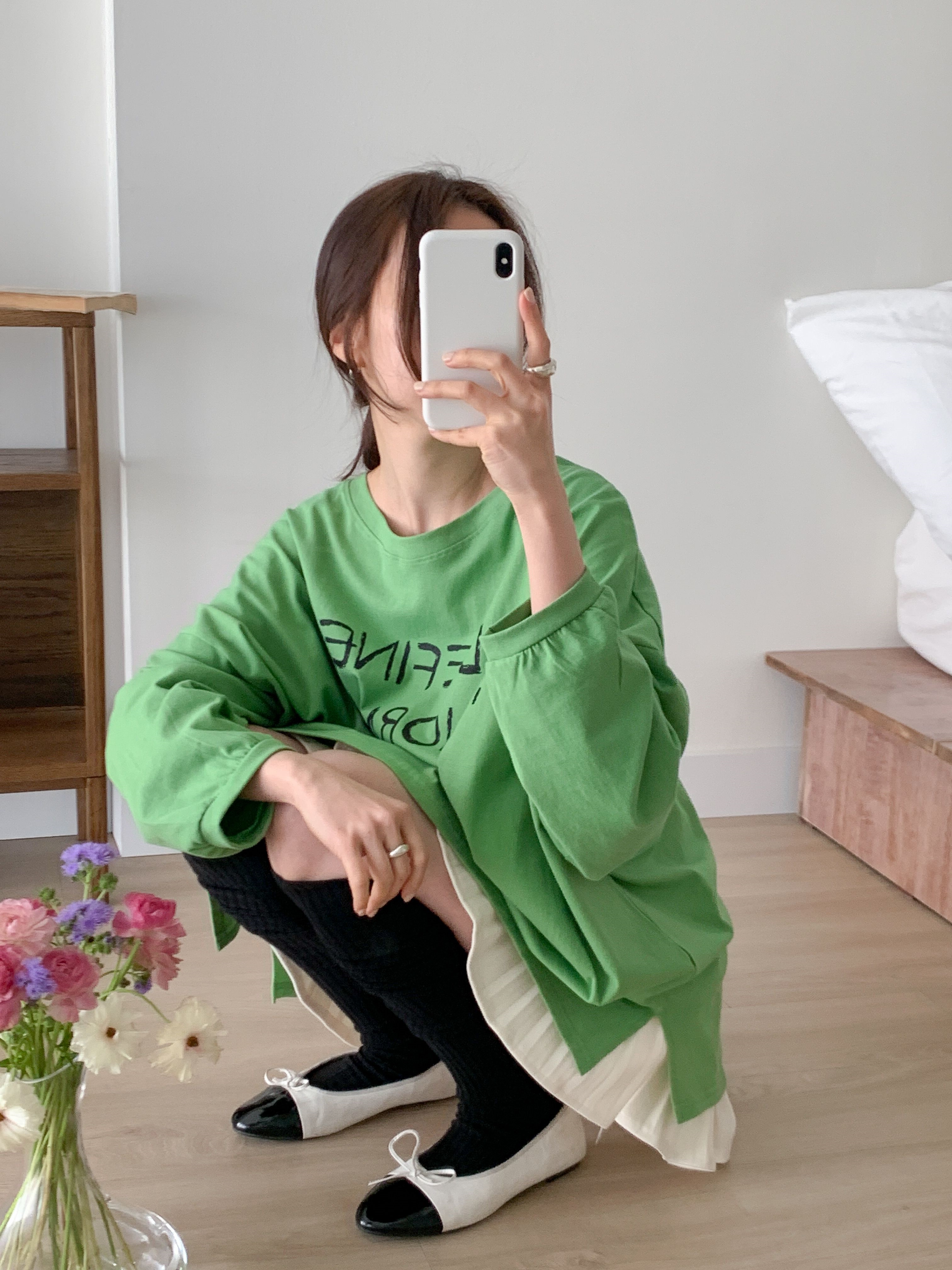 コットンラウンドネックスリットオーバーサイズボクシーロング長袖ドロップショルダーレタリングTシャツ | 詳細画像6