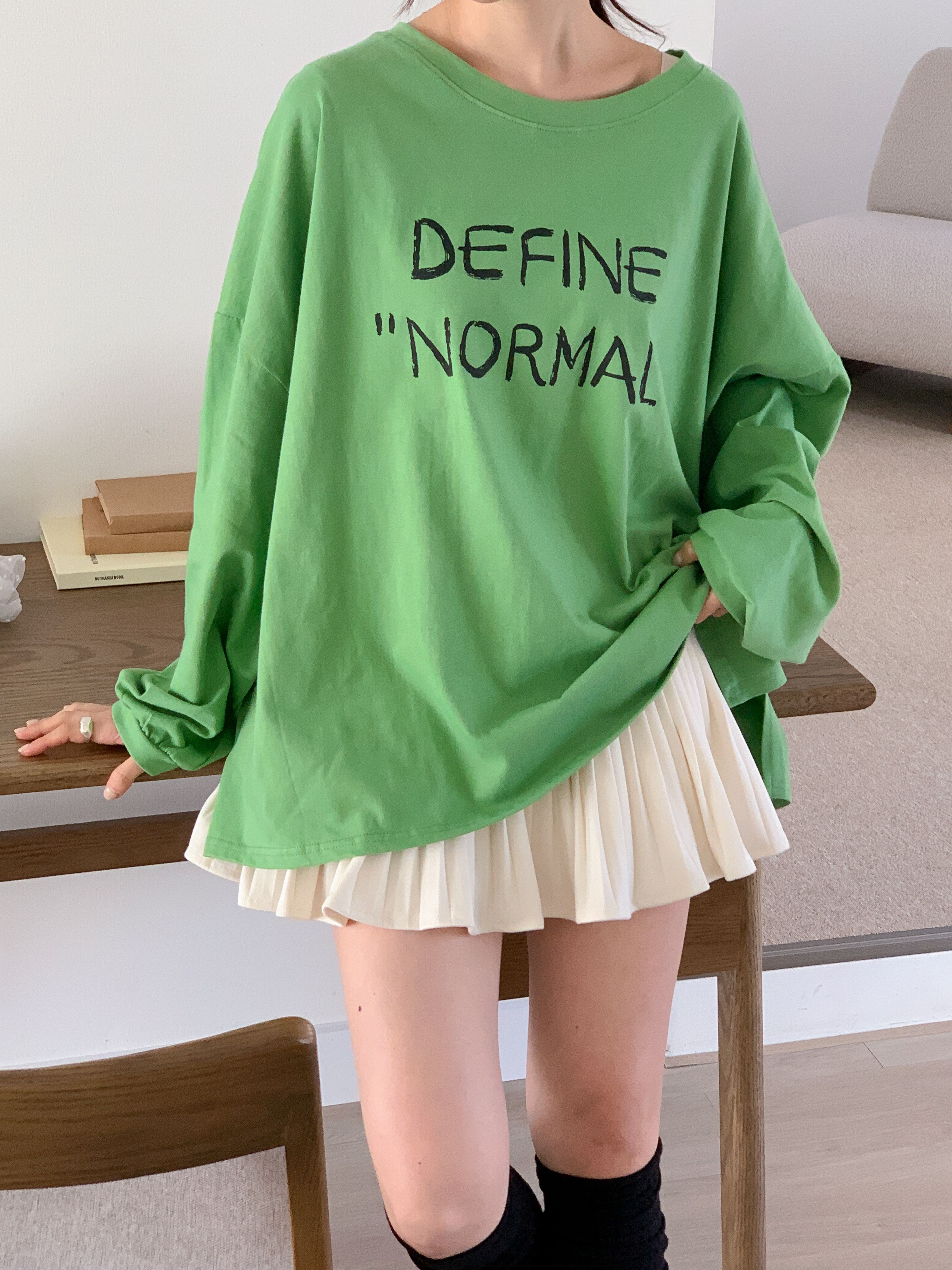 コットンラウンドネックスリットオーバーサイズボクシーロング長袖ドロップショルダーレタリングTシャツ | 詳細画像17