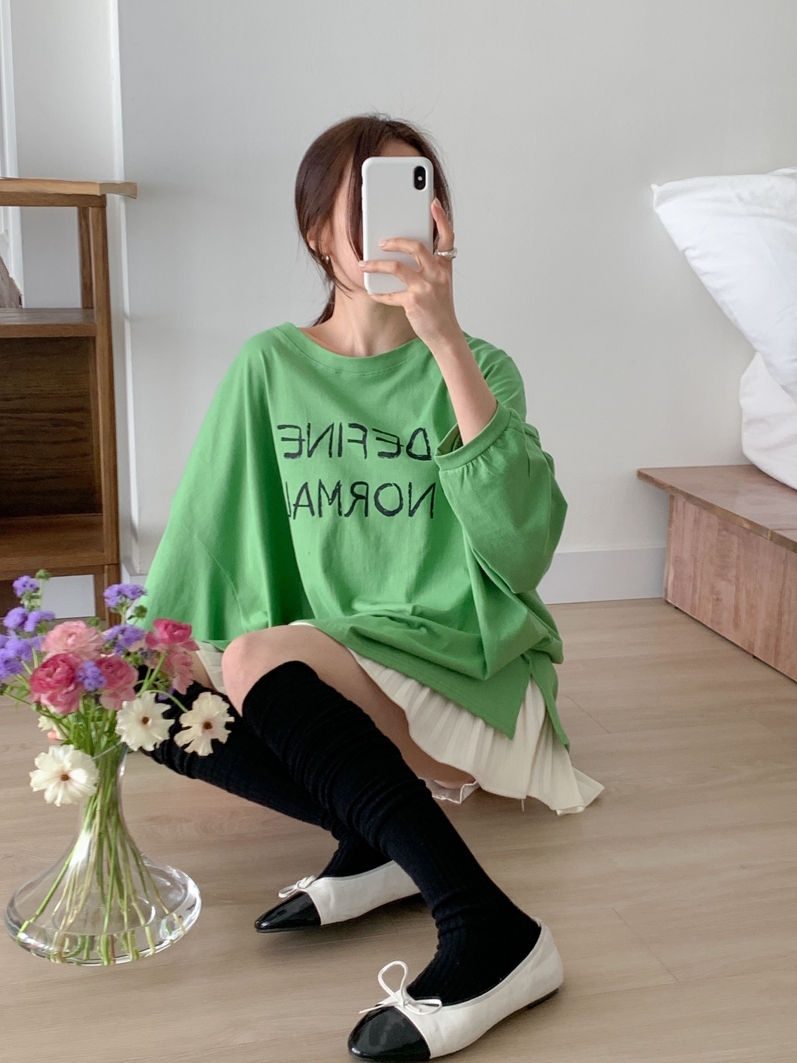 コットンラウンドネックスリットオーバーサイズボクシーロング長袖ドロップショルダーレタリングTシャツ | 詳細画像18