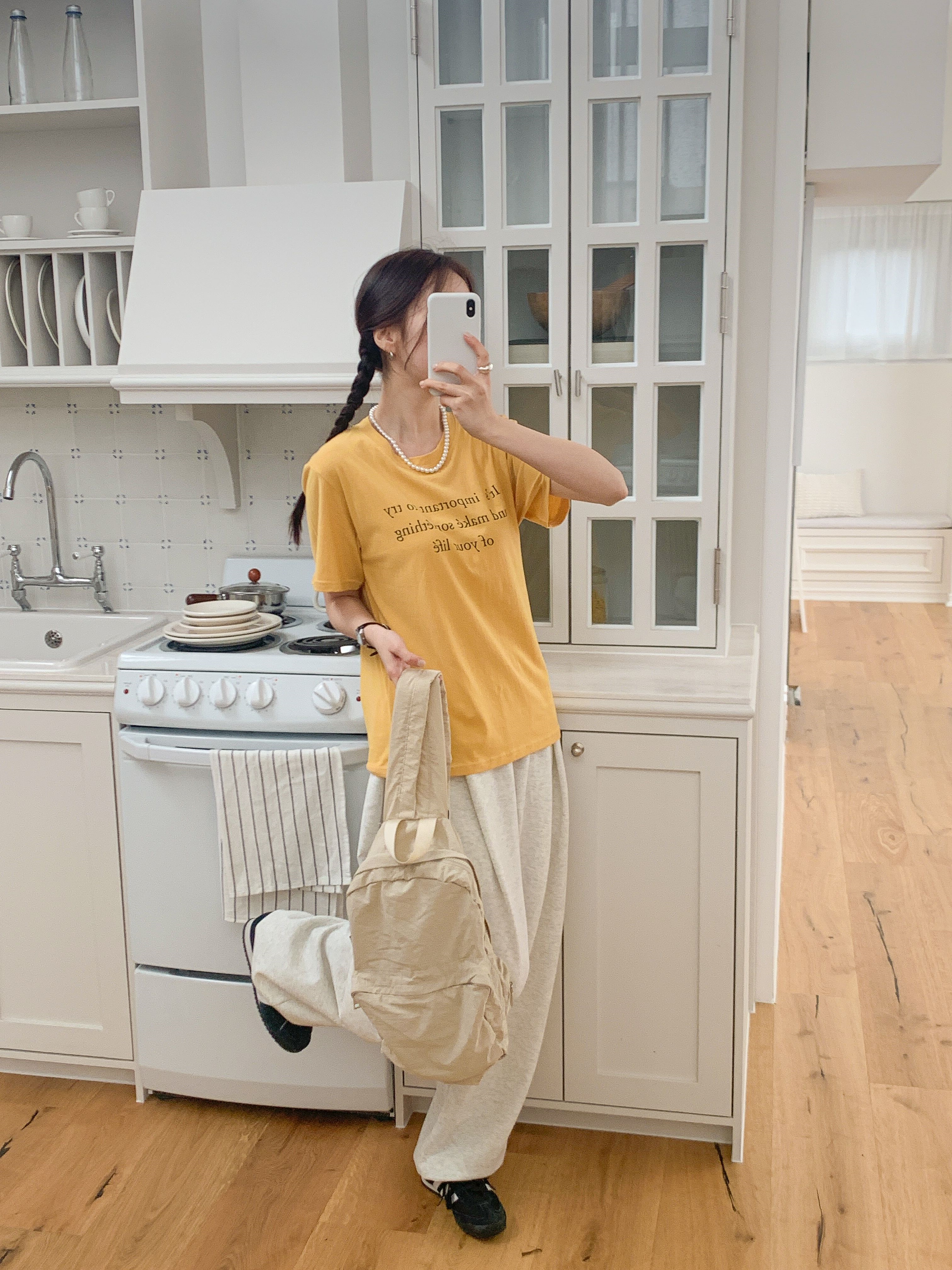 コットンラウンドネックベーシック半袖レタリングTシャツ | 詳細画像17