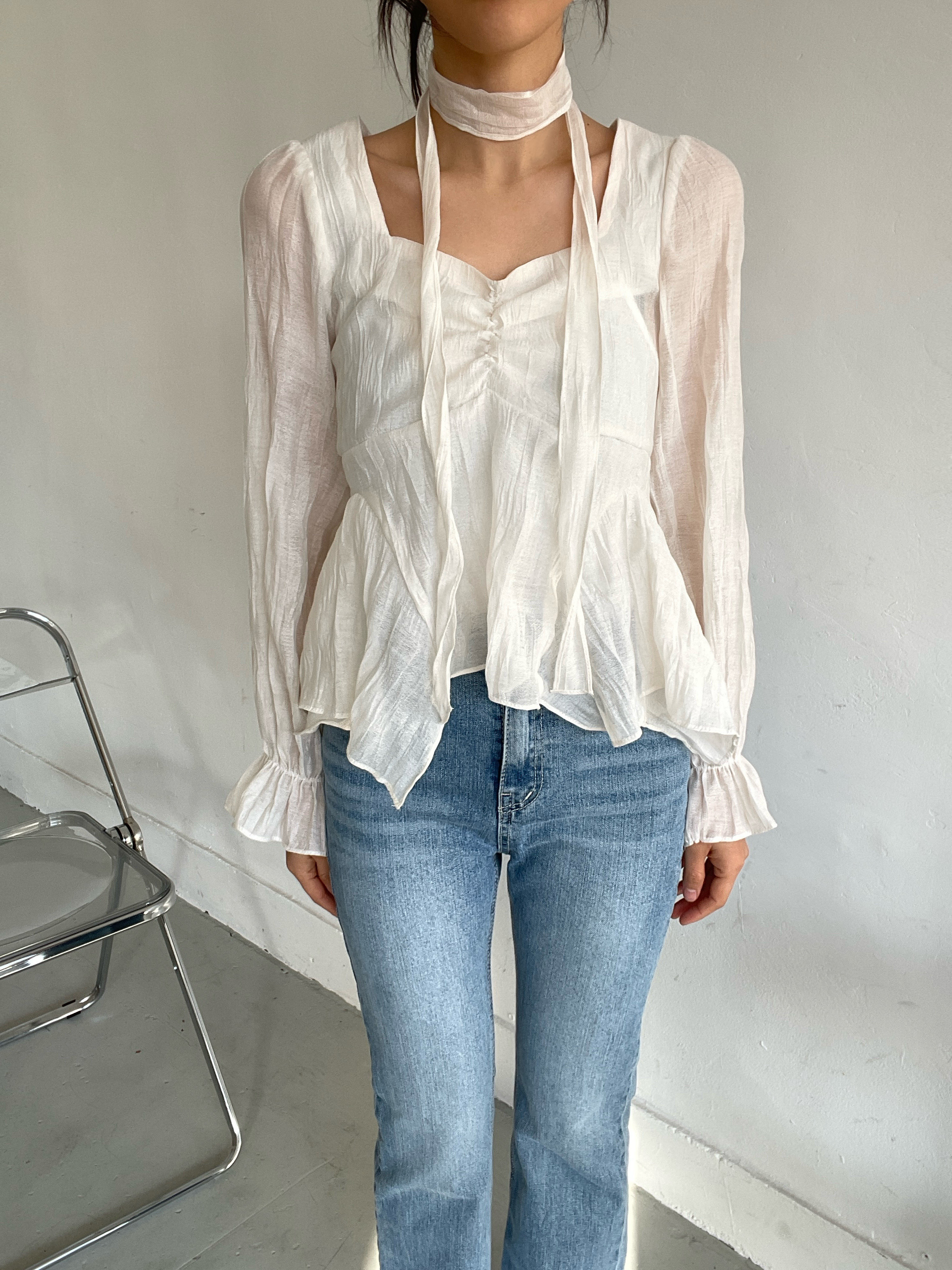 ハートネックシャーリングリンクルパフスリーブクロップドベルスリーブルーズアンバランス長袖無地ブラウス | 詳細画像5