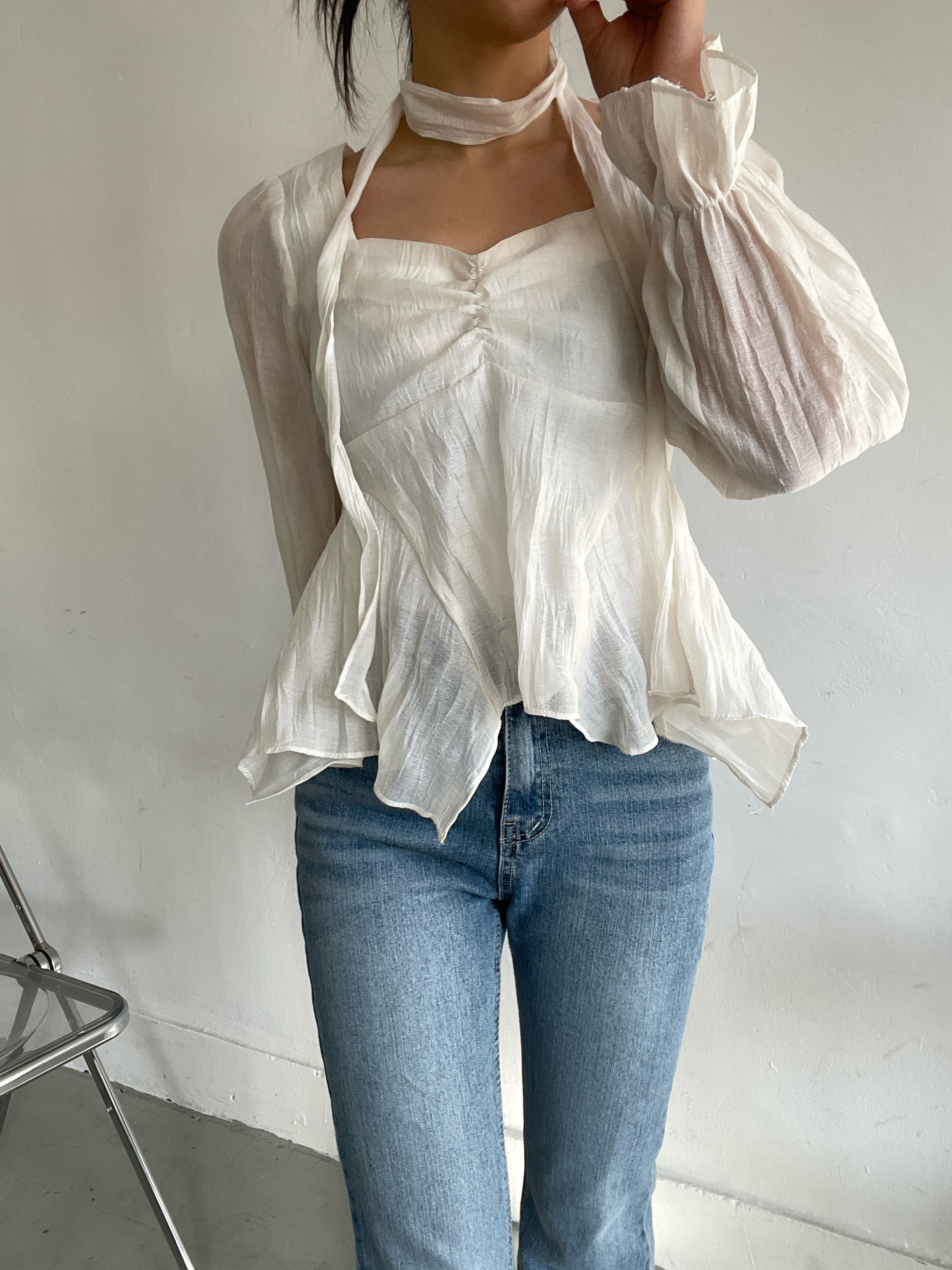 ハートネックシャーリングリンクルパフスリーブクロップドベルスリーブルーズアンバランス長袖無地ブラウス | 詳細画像6