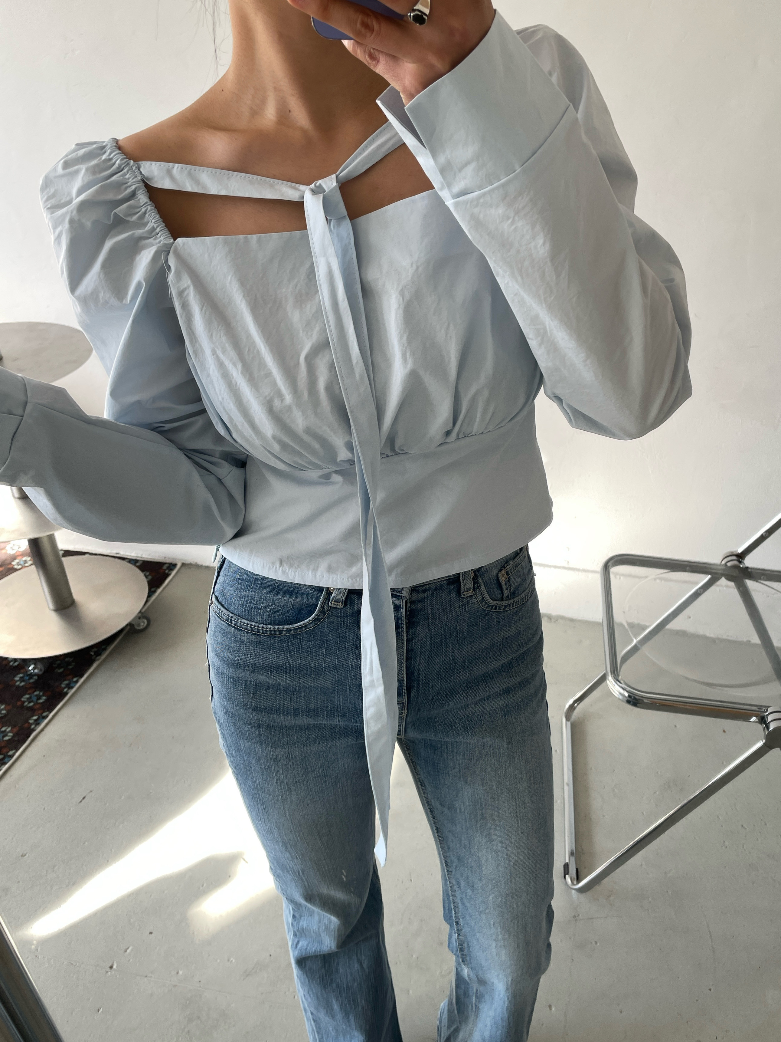 コットンストラップスクエアネックシャーリングスリットパフスリーブクロップド長袖無地ブラウス | 詳細画像3