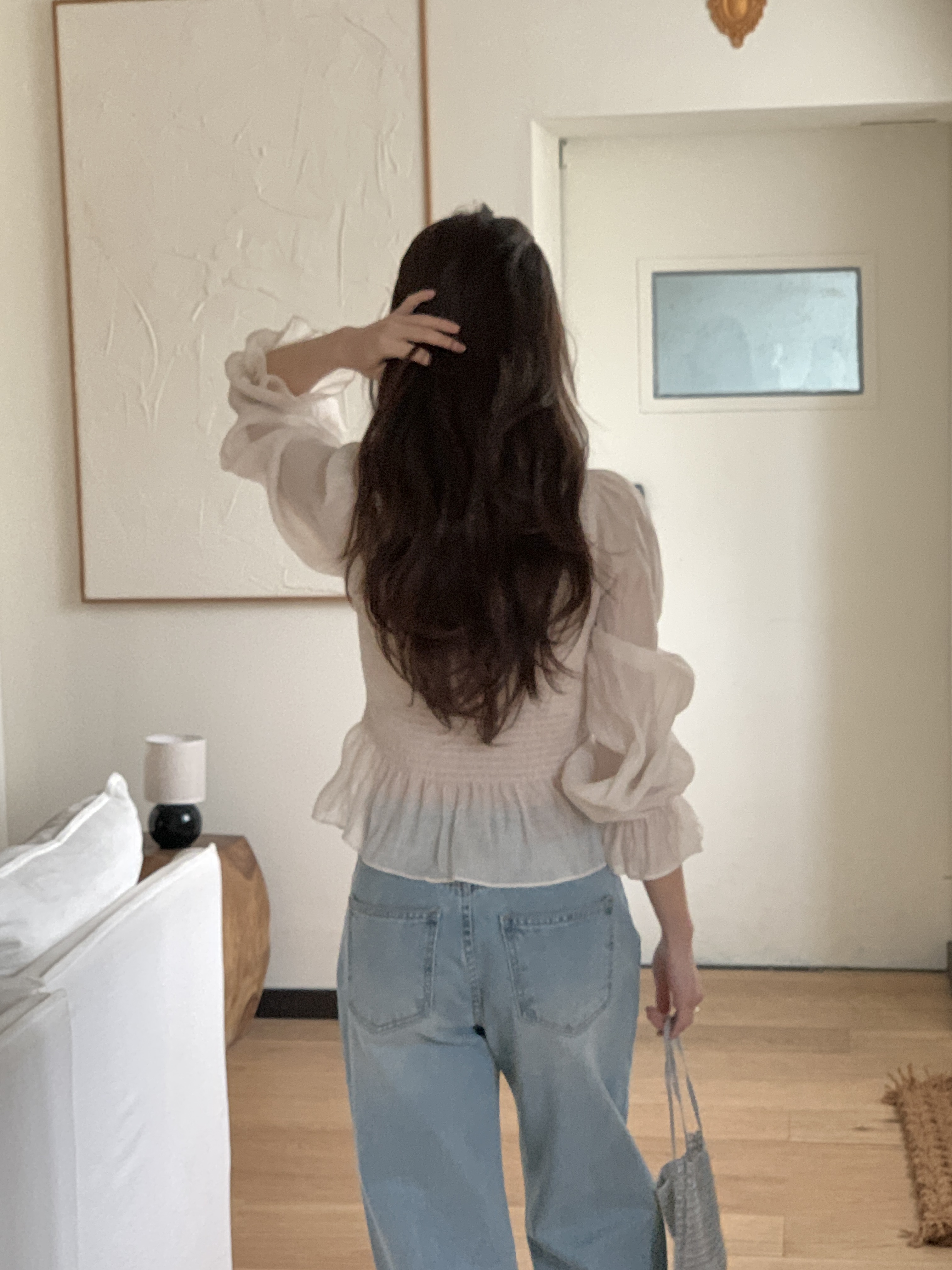 メロウシャーリングパフスリーブベルスリーブ長袖セミクロップドフリル ネックブラウス | 詳細画像6