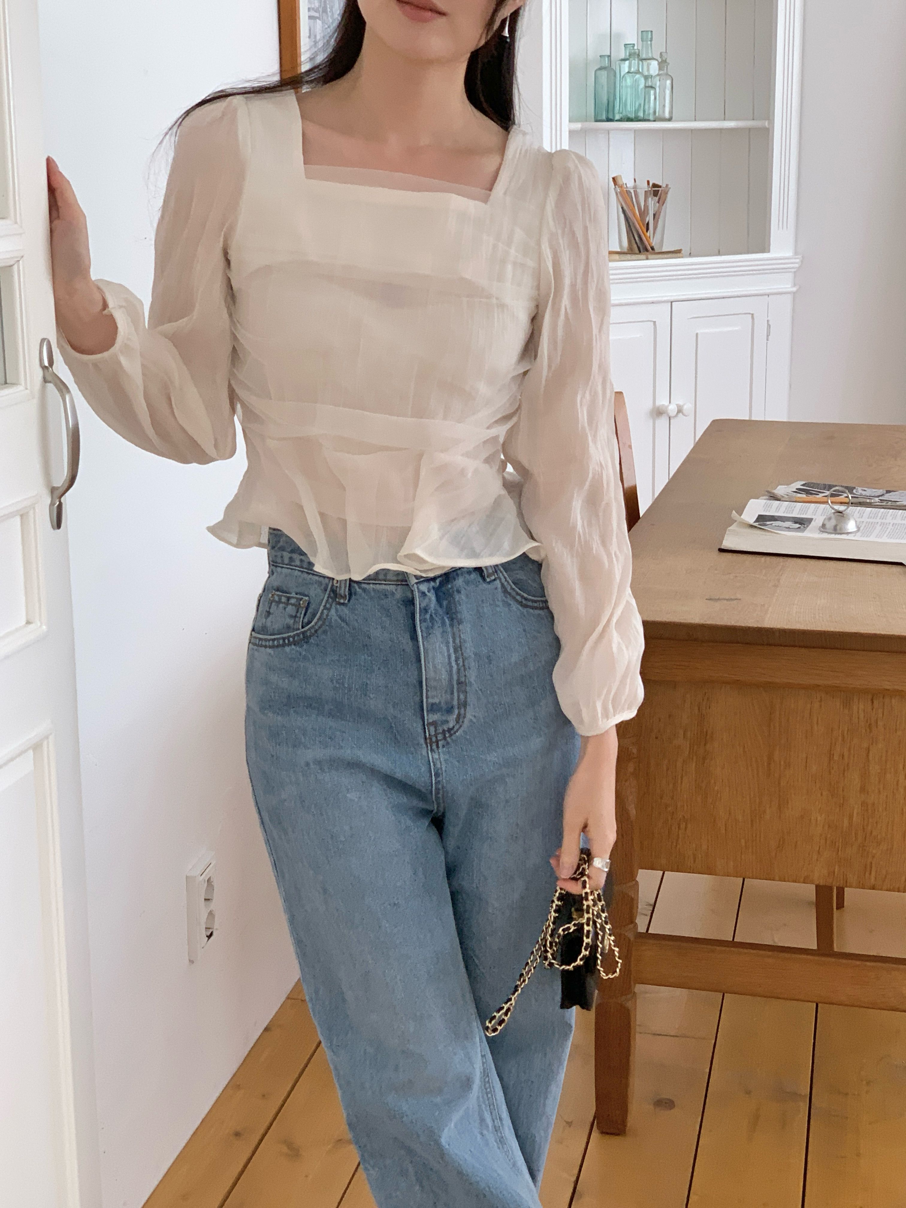 レーススクエアネックメロウリンクルパフスリーブクロップドルーズ長袖ギャザーヒドゥンジッパーブラウス | 詳細画像8