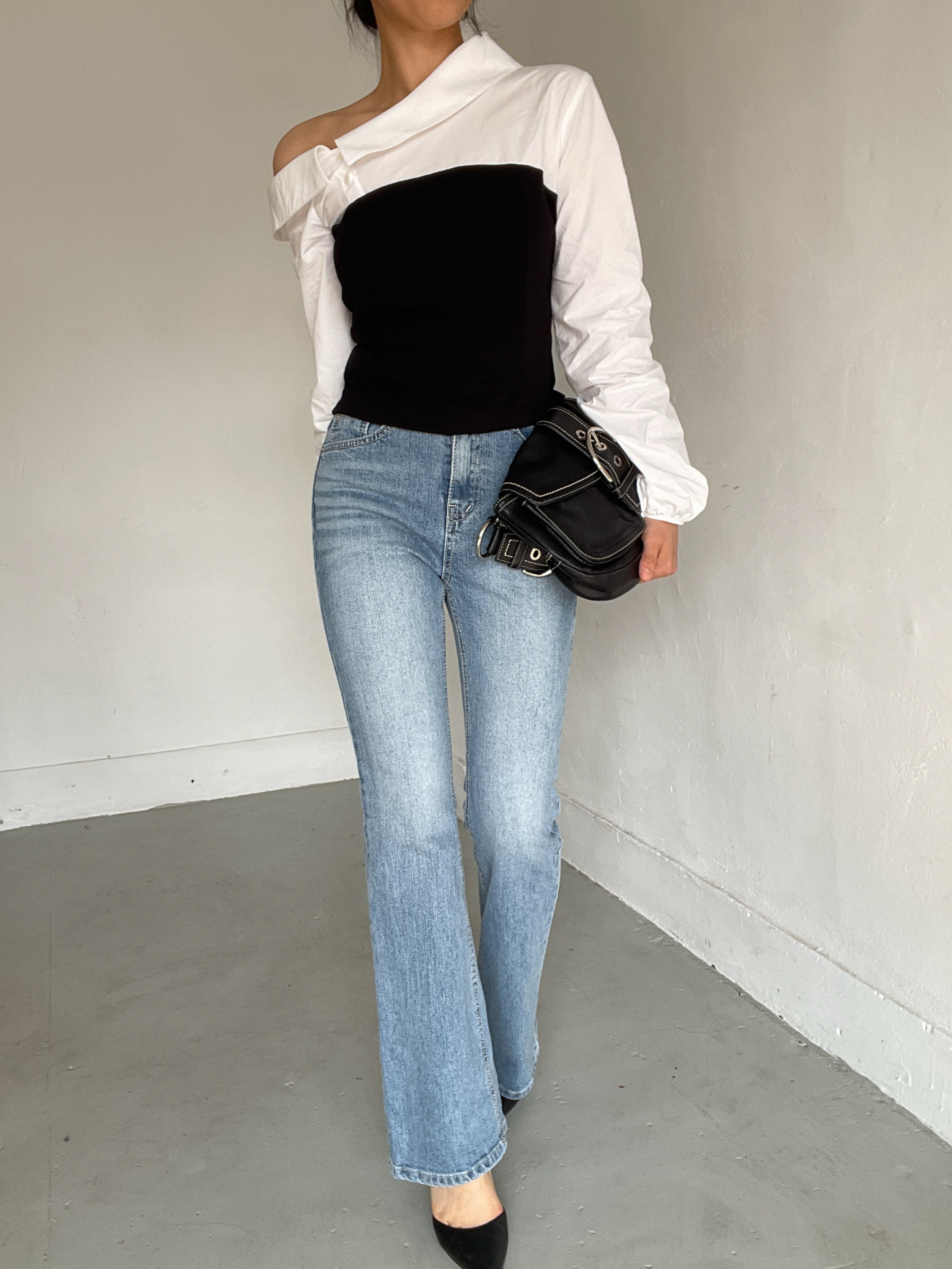 ワンショルダーパフスリーブクロップドレイヤード風アンバランス長袖配色ブラウス | 詳細画像3