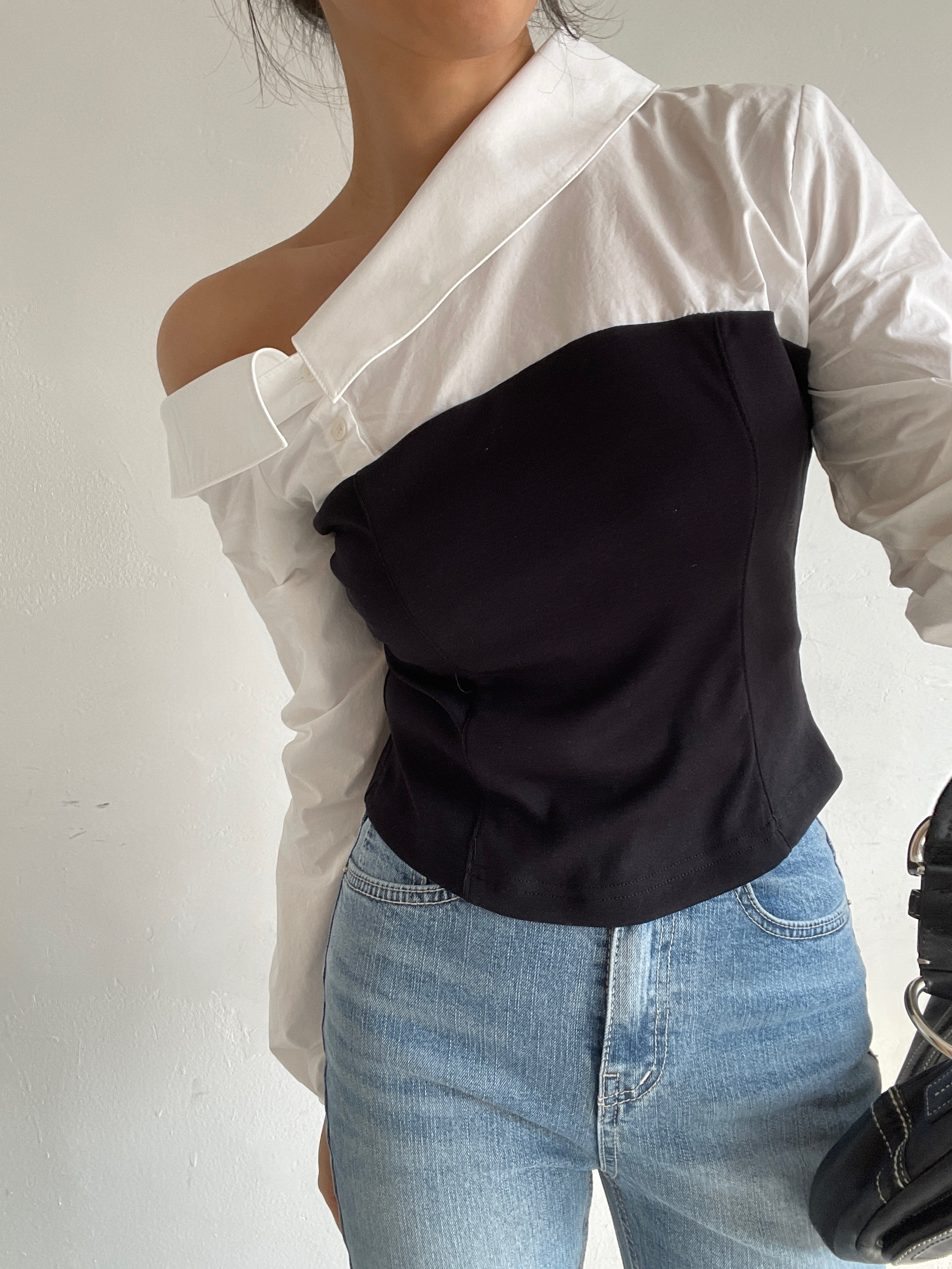 ワンショルダーパフスリーブクロップドレイヤード風アンバランス長袖配色ブラウス | 詳細画像4