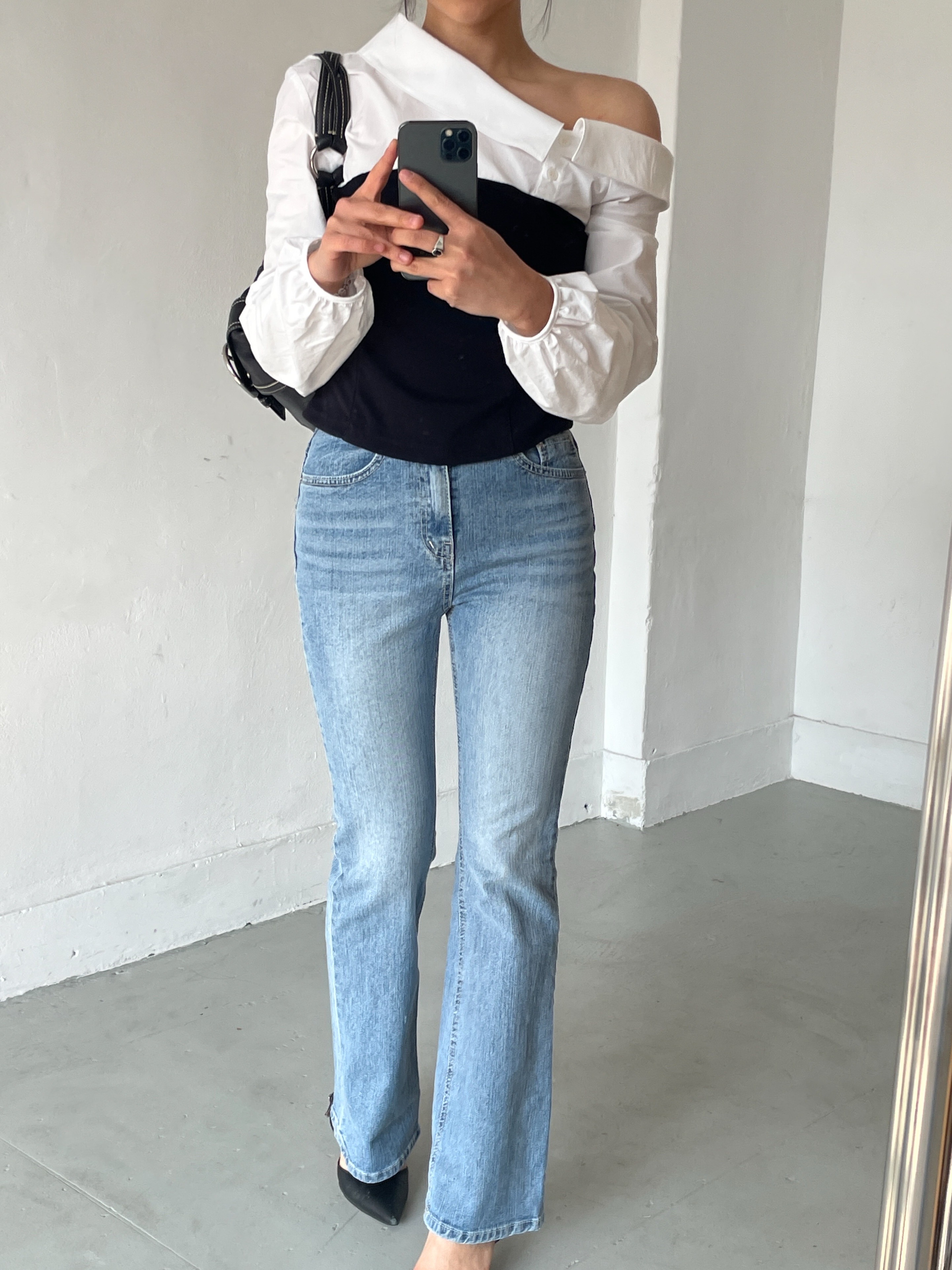 ワンショルダーパフスリーブクロップドレイヤード風アンバランス長袖配色ブラウス | 詳細画像12