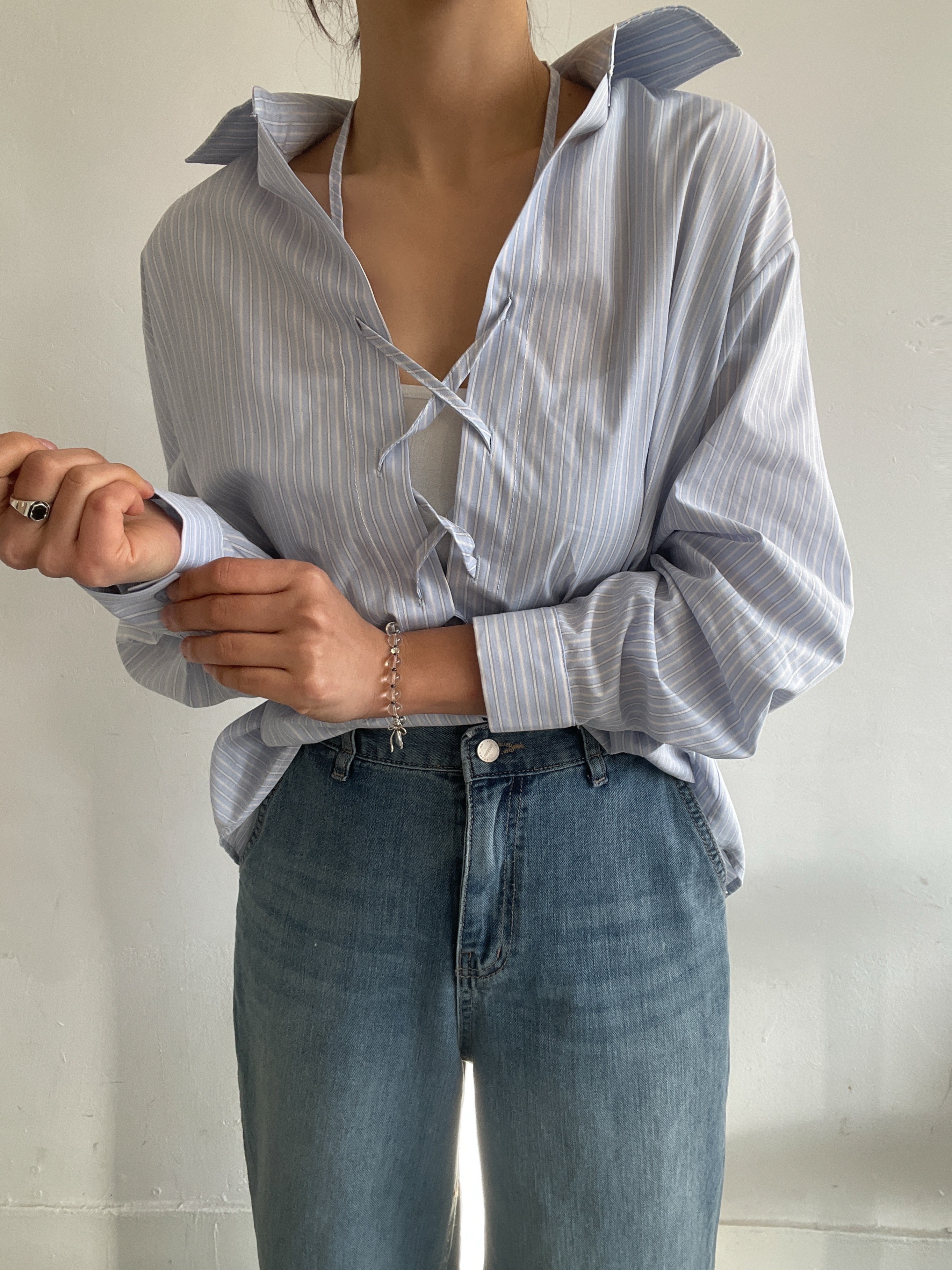 コットンストラップカラーオーバーサイズルーズコサージュストライプシャツ | 詳細画像11