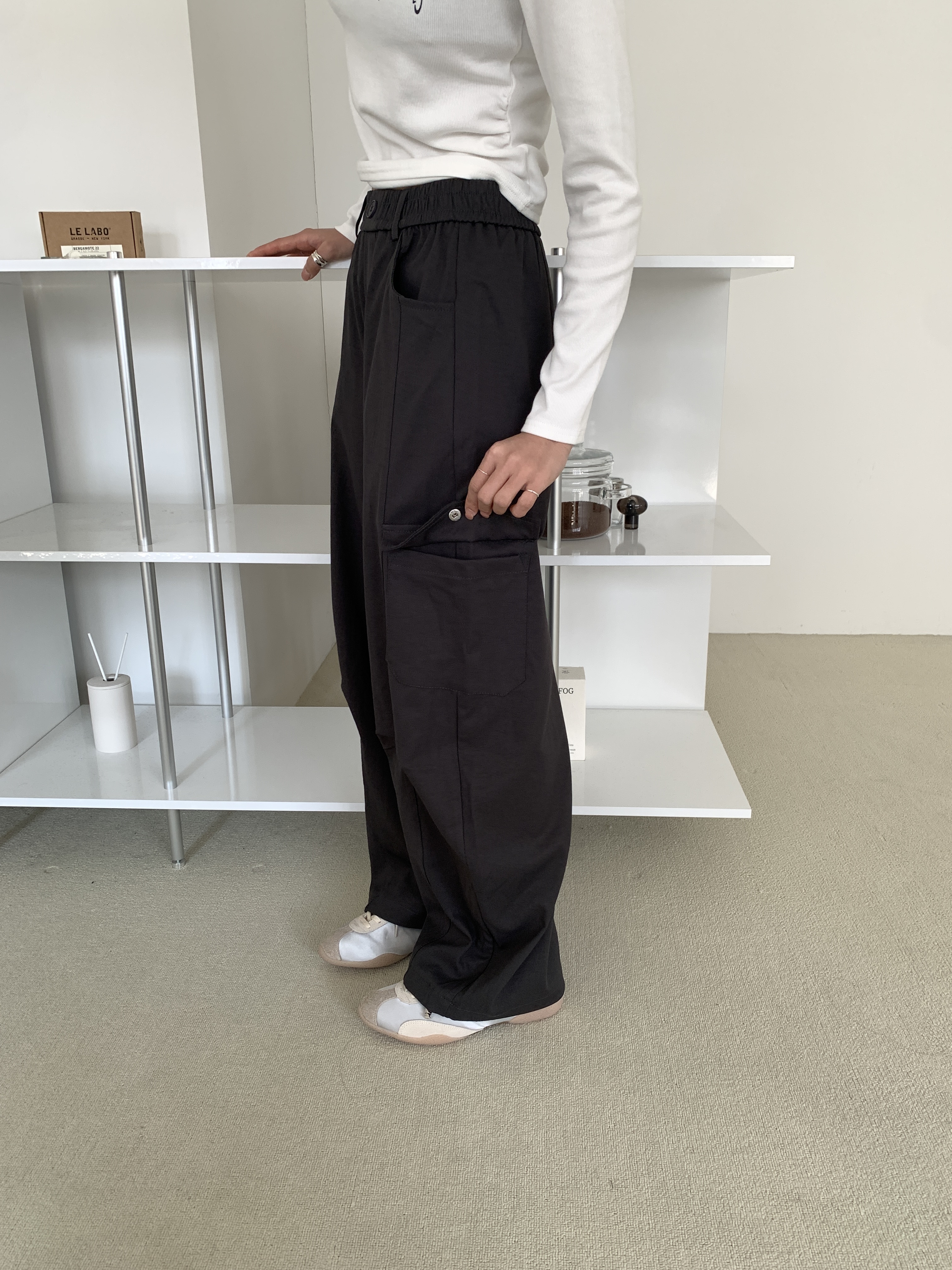 ポケットウエストゴムカーゴドローコードワンボタンワイドループ無地パンツ | 詳細画像6