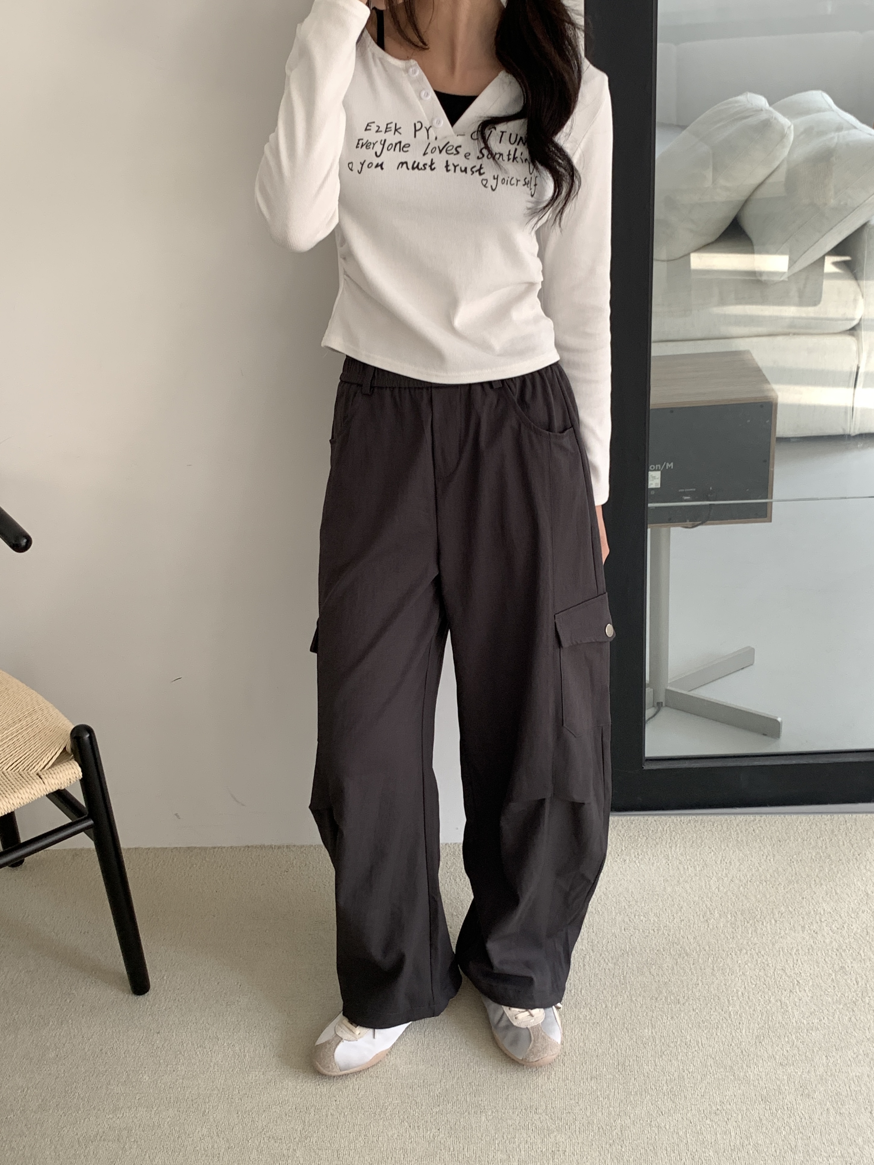 ポケットウエストゴムカーゴドローコードワンボタンワイドループ無地パンツ | 詳細画像12