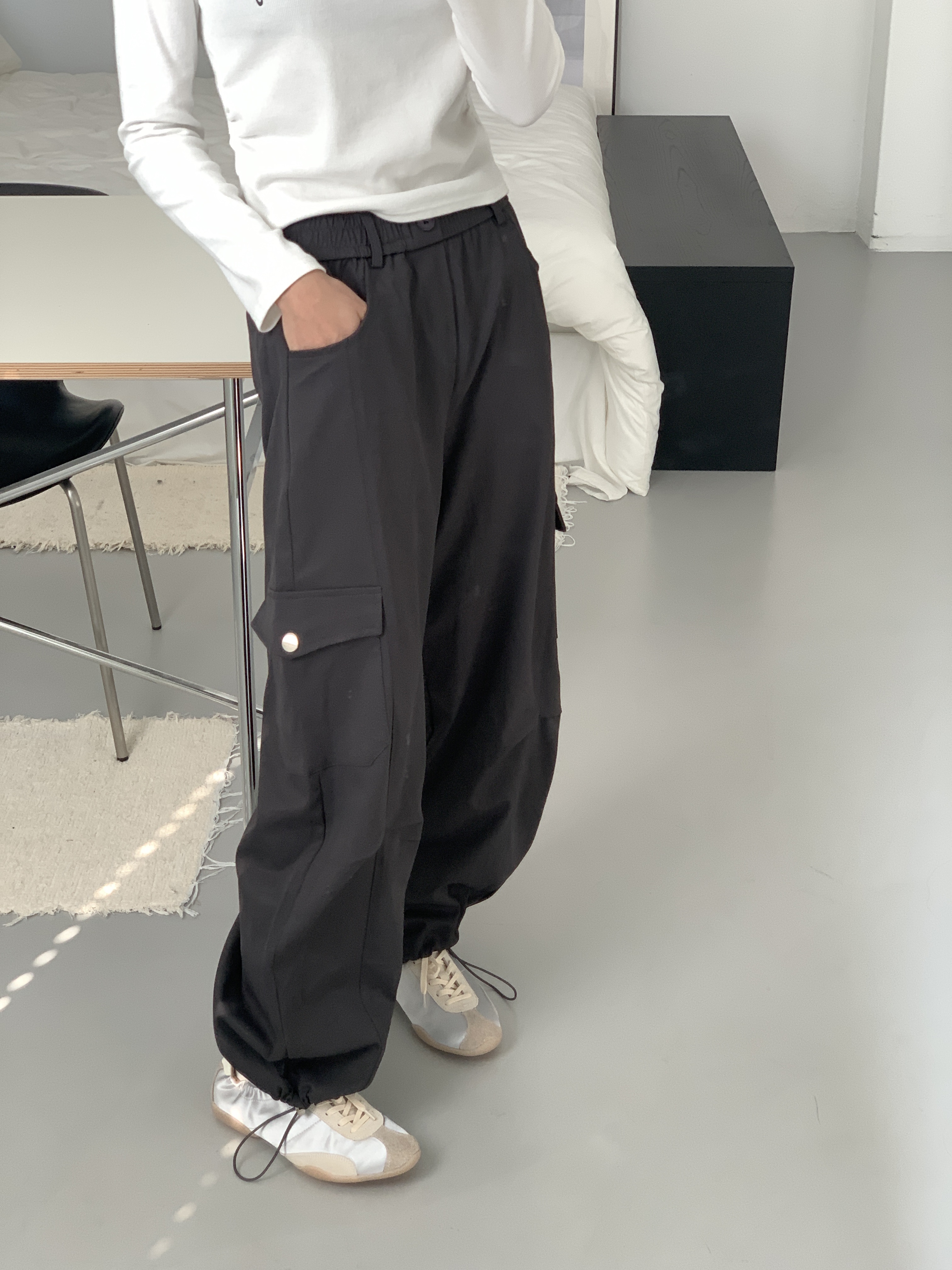 ポケットウエストゴムカーゴドローコードワンボタンワイドループ無地パンツ | 詳細画像19