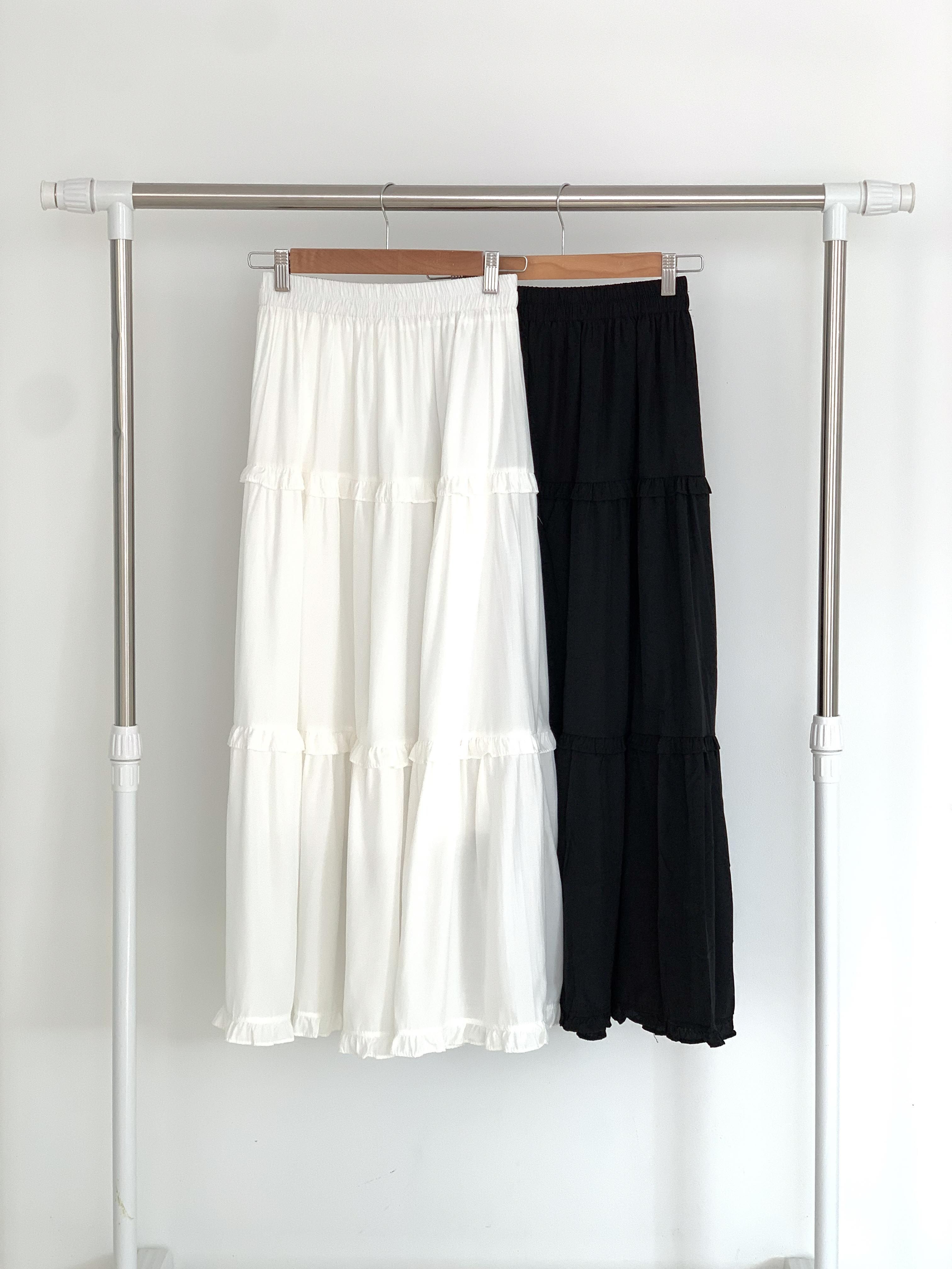 シャーリングフリルティアードウエストゴムフレア無地スカート | 詳細画像20