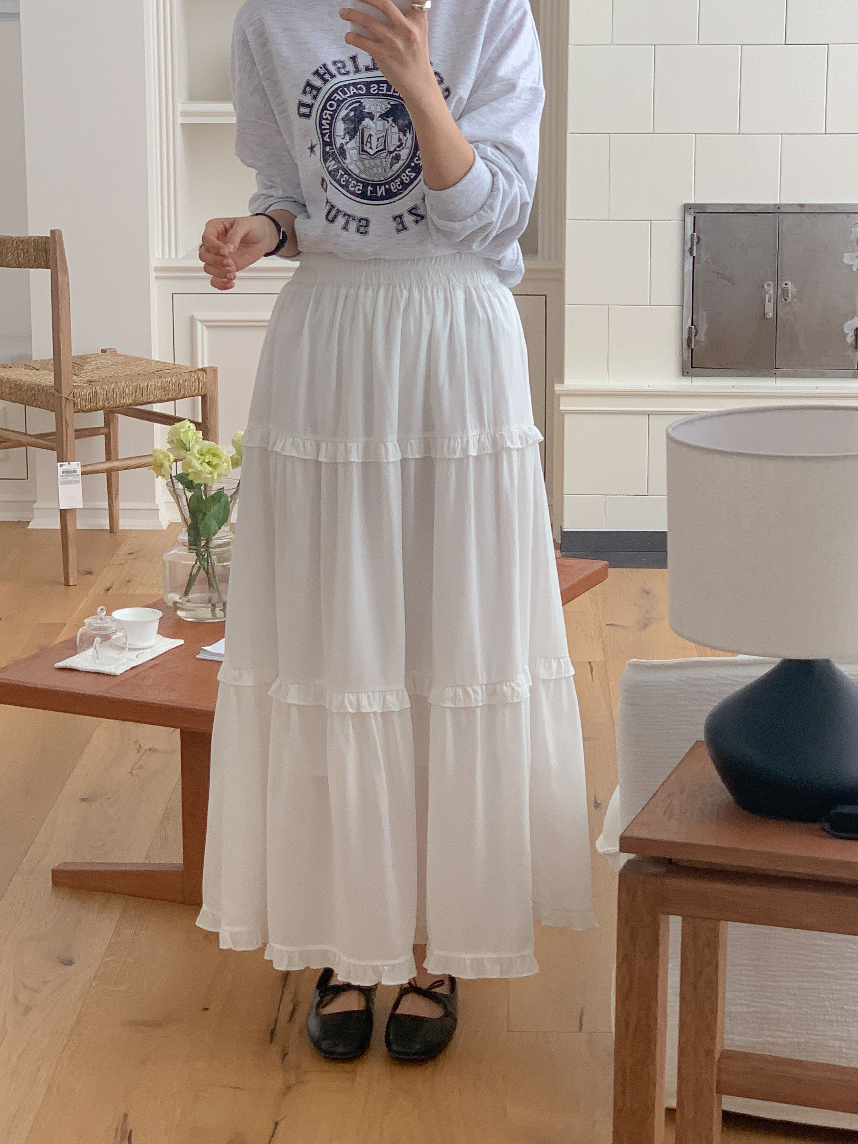 シャーリングフリルティアードウエストゴムフレア無地スカート | 詳細画像11