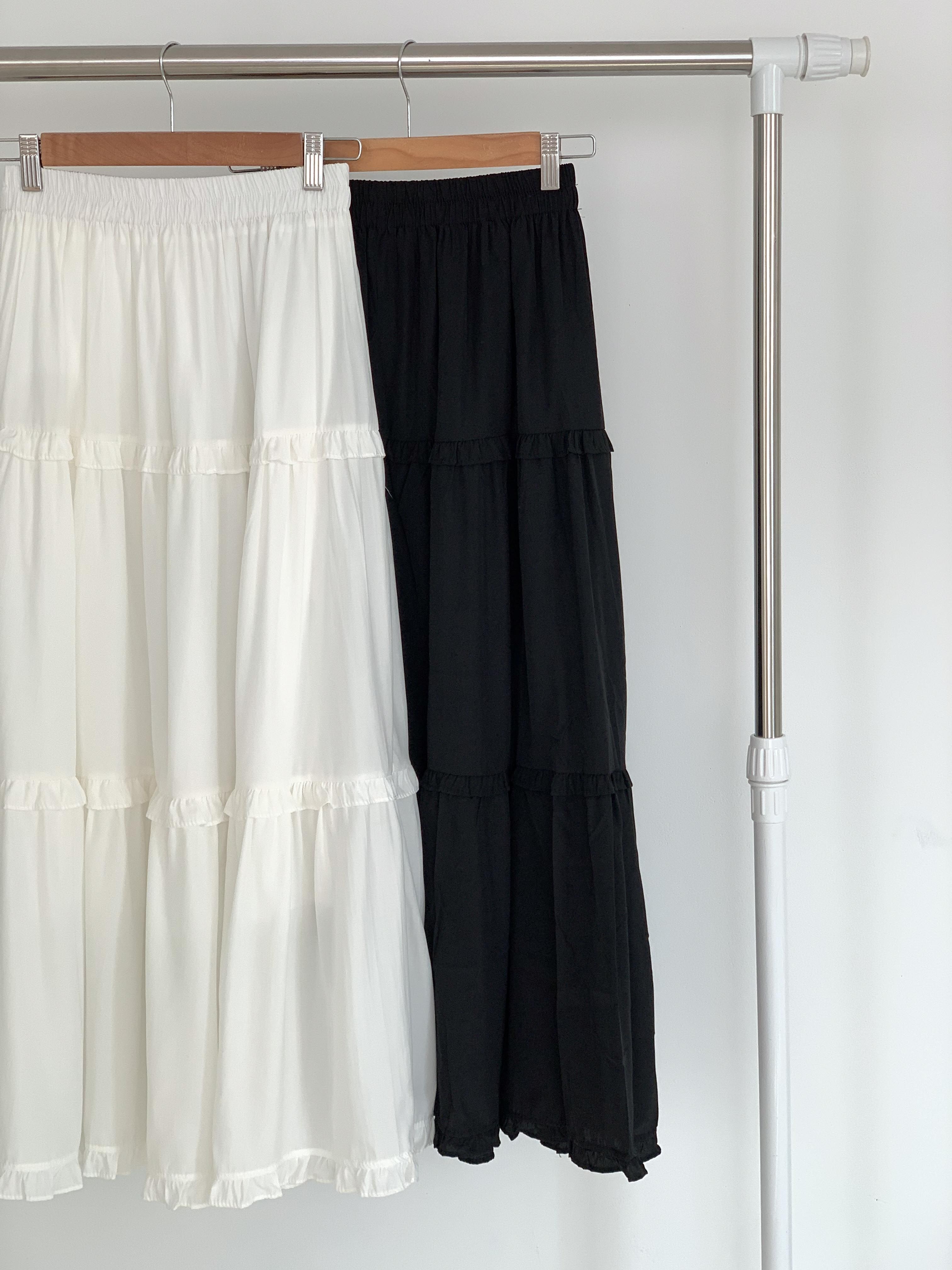 シャーリングフリルティアードウエストゴムフレア無地スカート | 詳細画像21